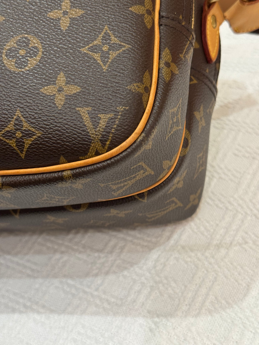 Louis Vuitton Reporter Monogram