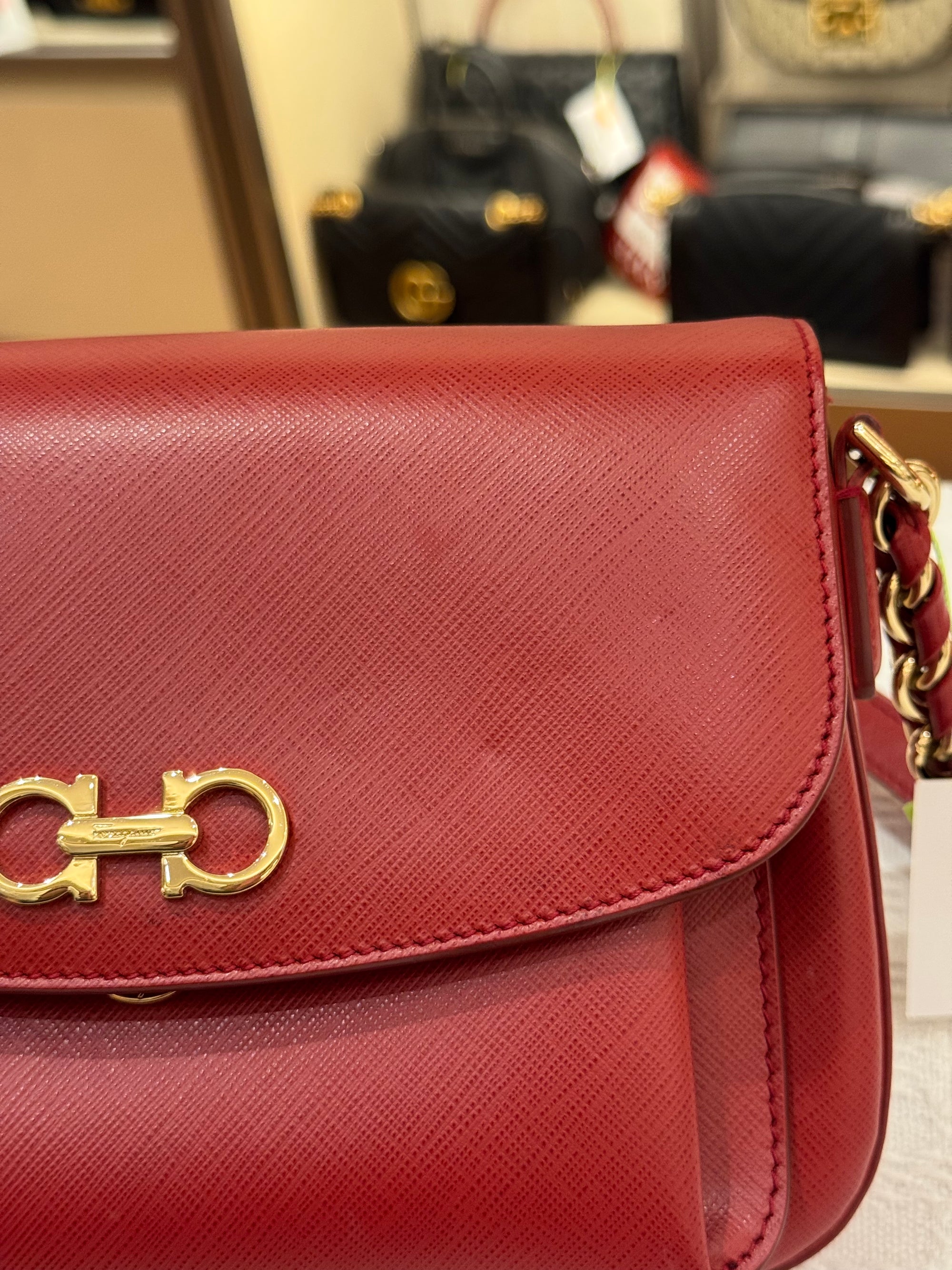 Salvatore Ferragamo Sandrine Rosso