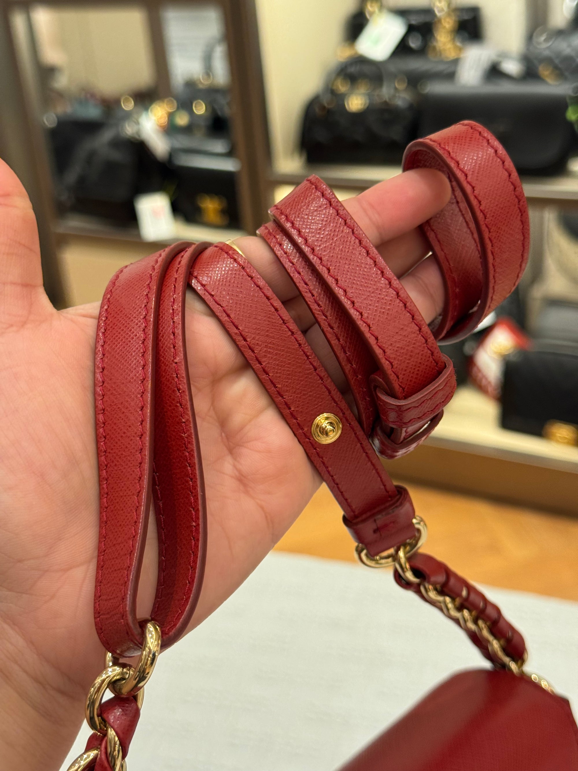 Salvatore Ferragamo Sandrine Rosso