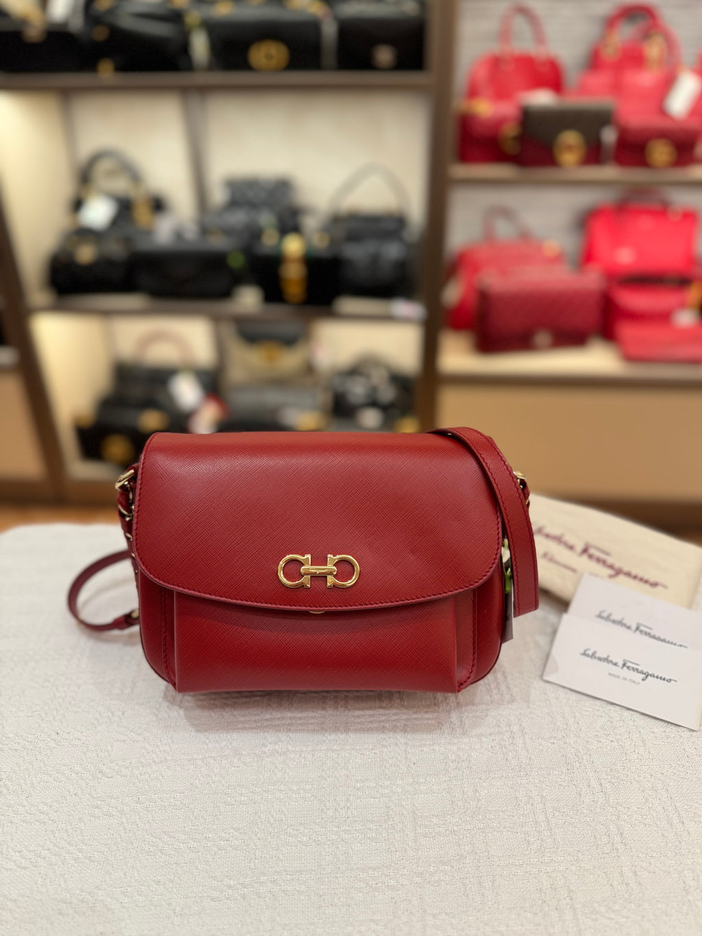 Salvatore Ferragamo Sandrine Rosso