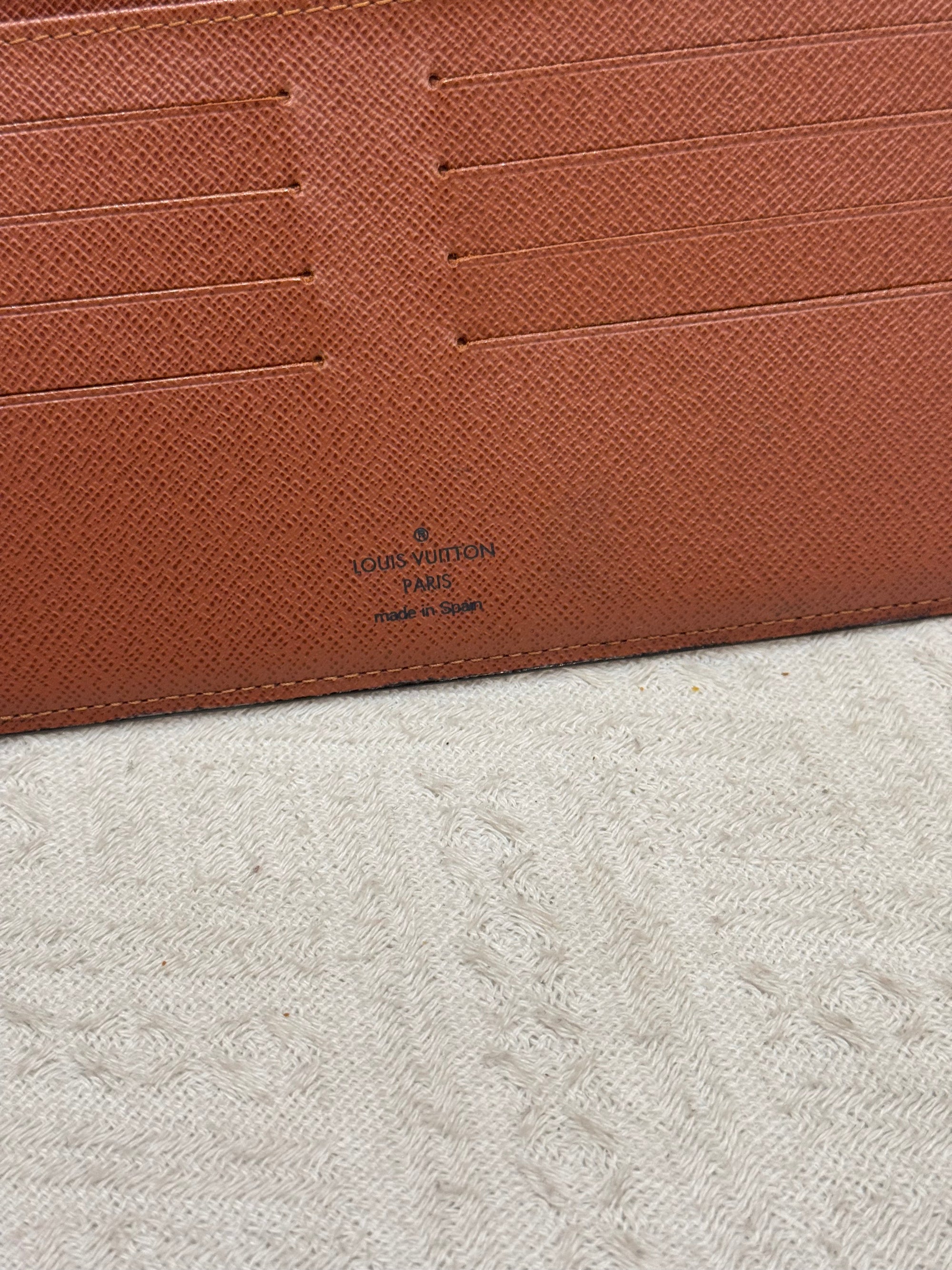 Louis Vuitton Travel Wallet Monogram