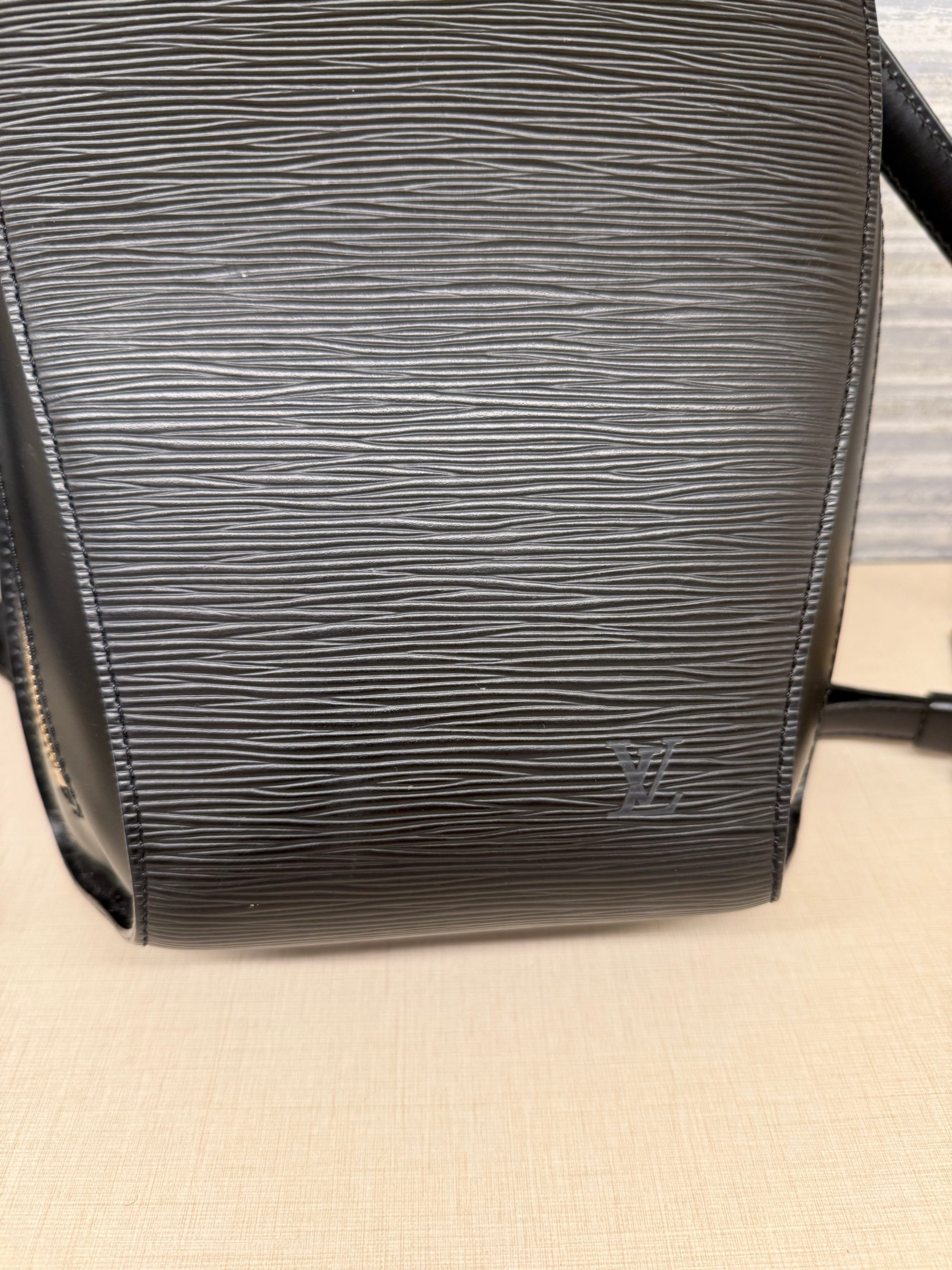 Louis Vuitton Mabillon Epi Black