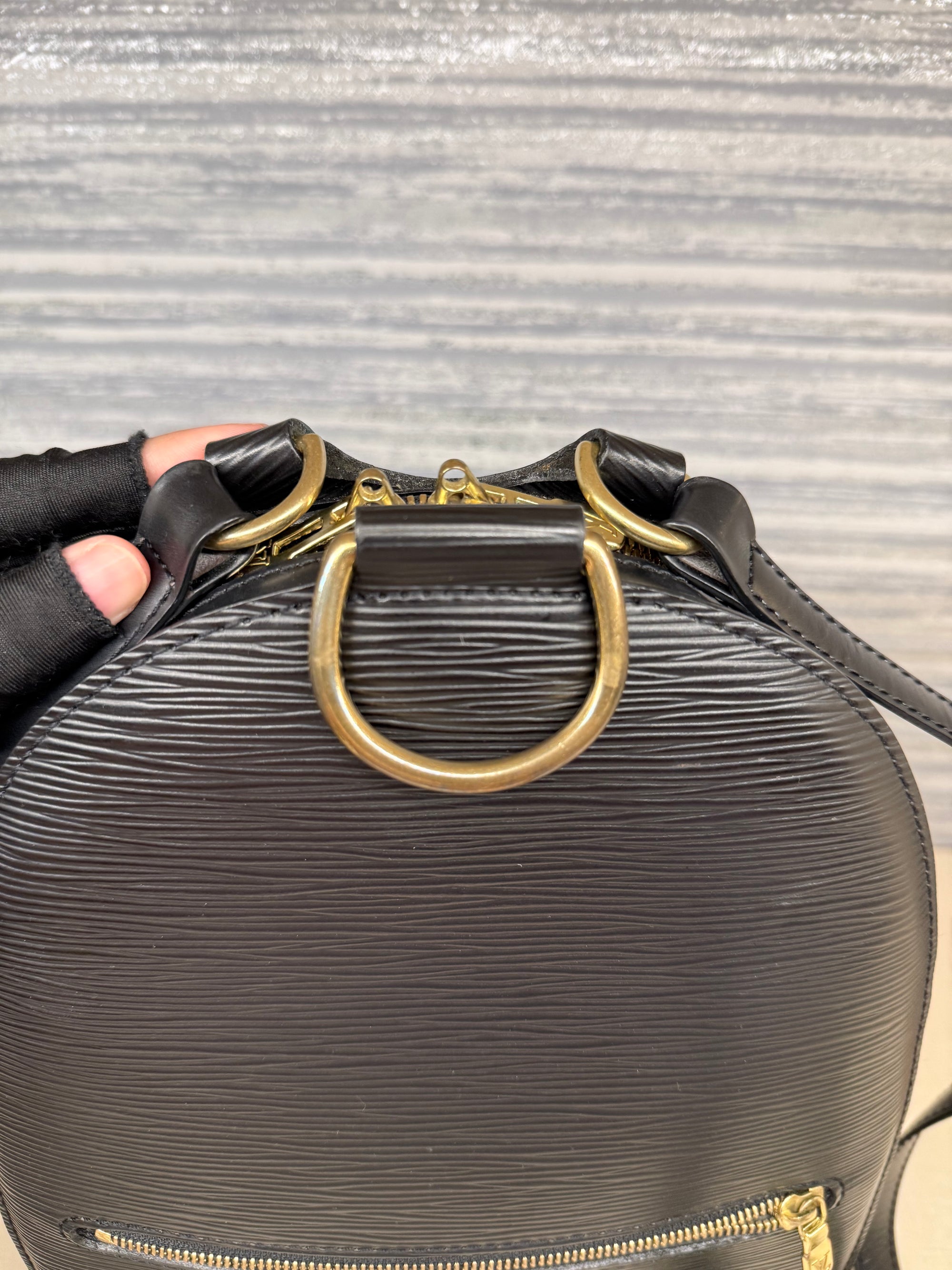 Louis Vuitton Mabillon Epi Black