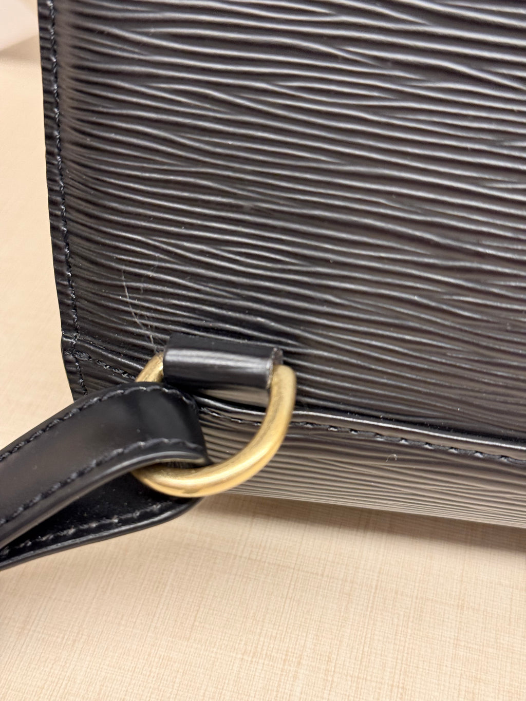 Louis Vuitton Mabillon Epi Black