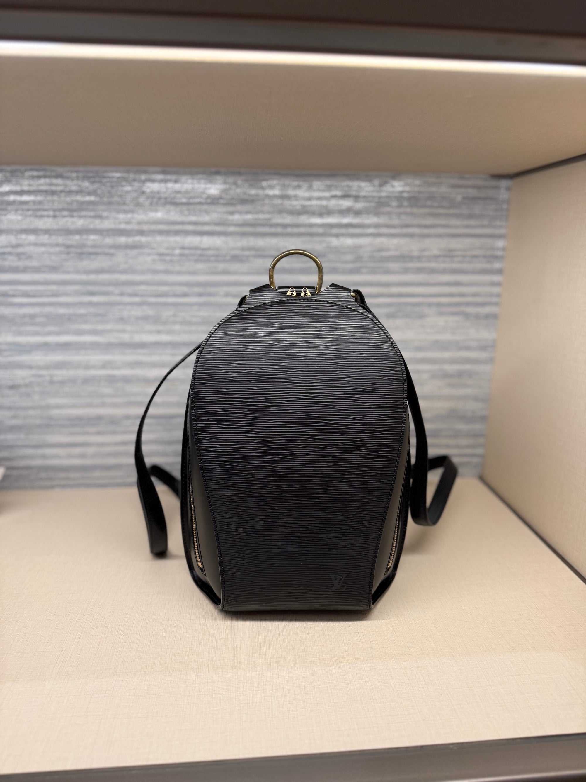 Louis Vuitton Mabillon Epi Black
