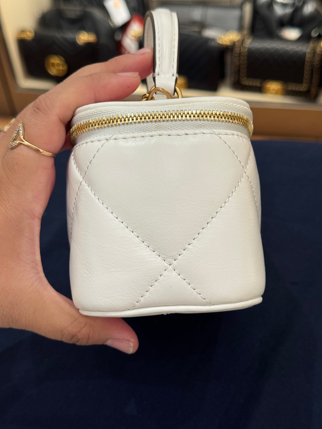 Tory Burch Kira Diamond Vanity Blanc
