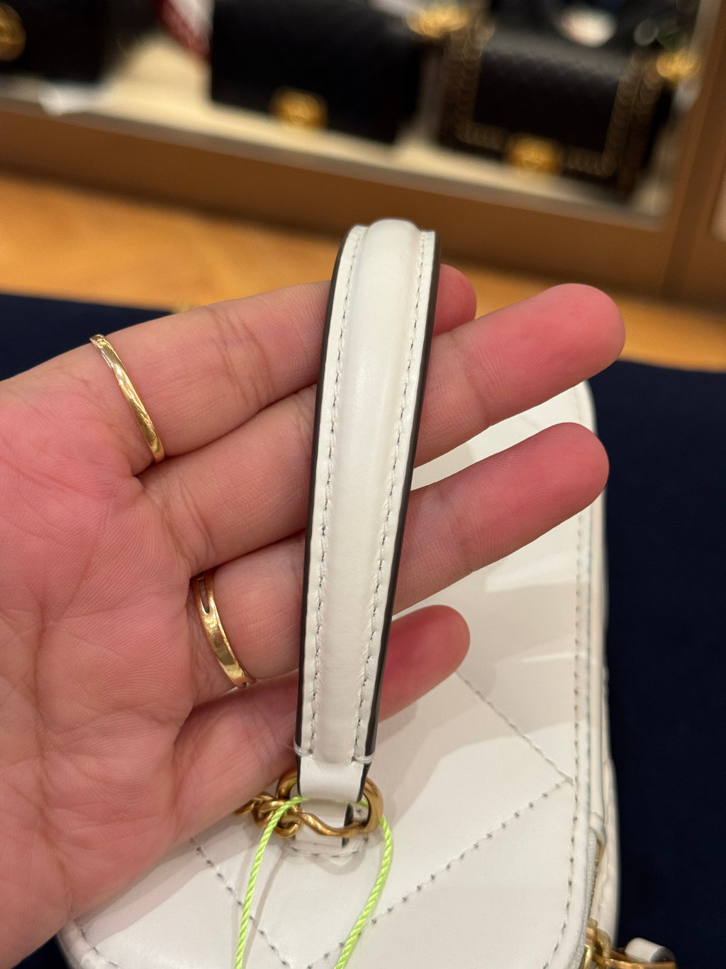 Tory Burch Kira Diamond Vanity Blanc