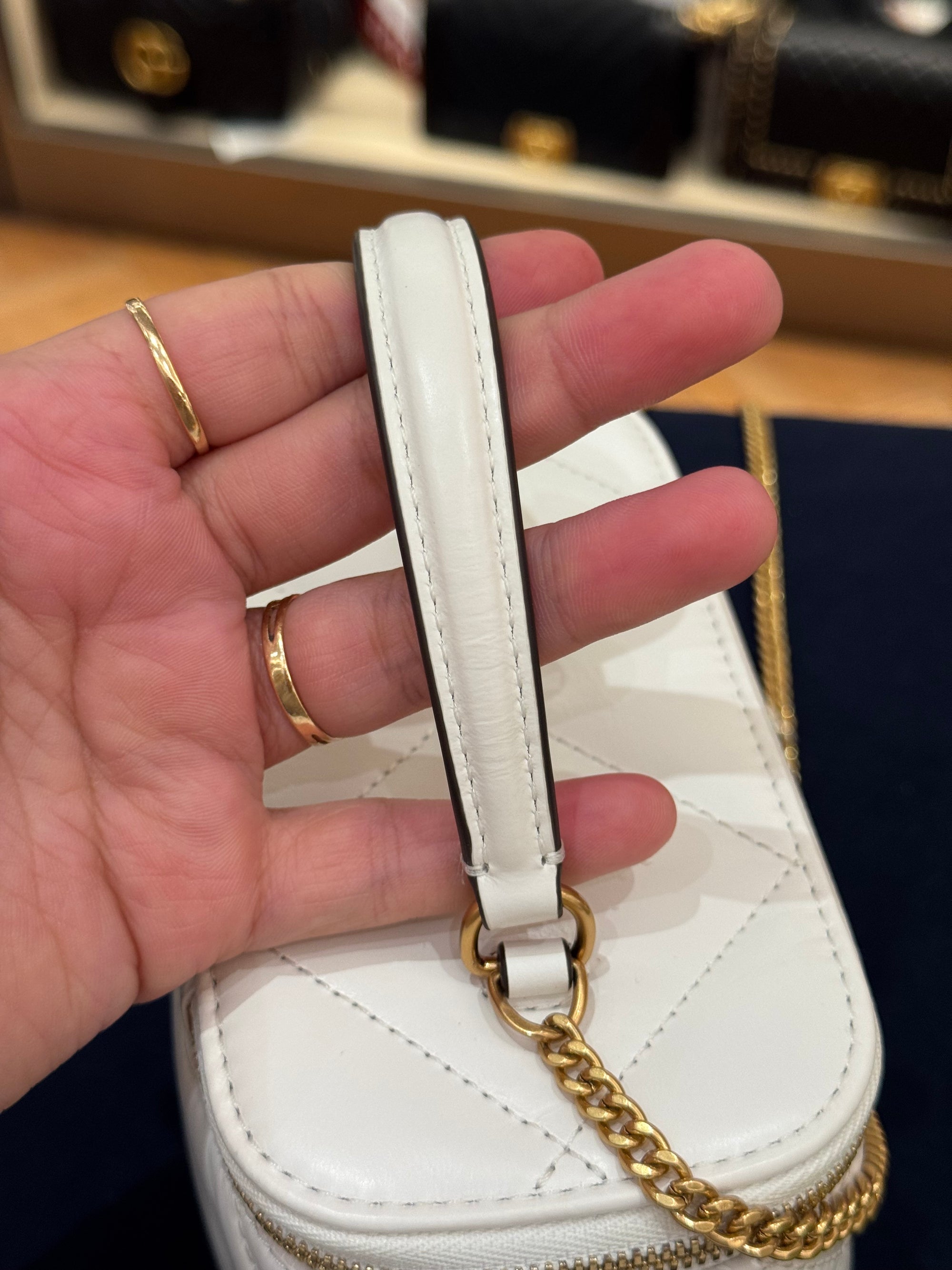 Tory Burch Kira Diamond Vanity Blanc
