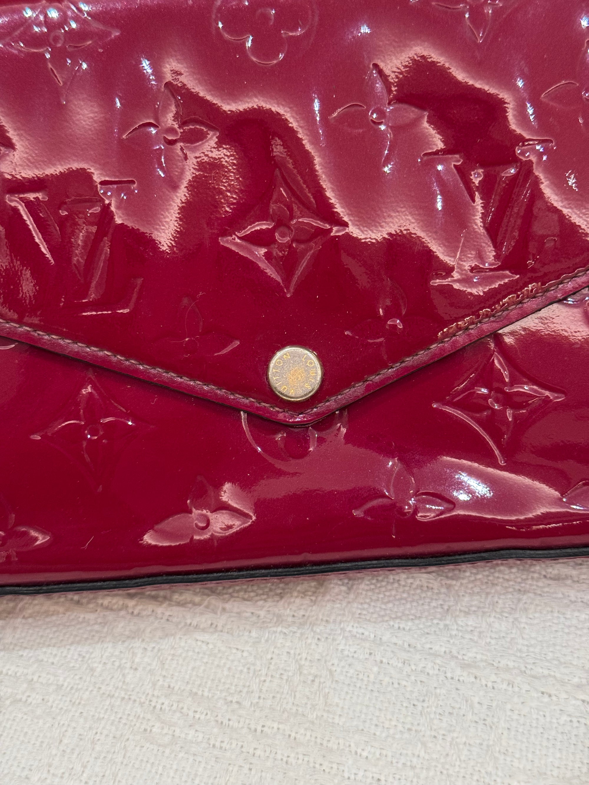 Louis Vuitton Felicie Vernis Magenta