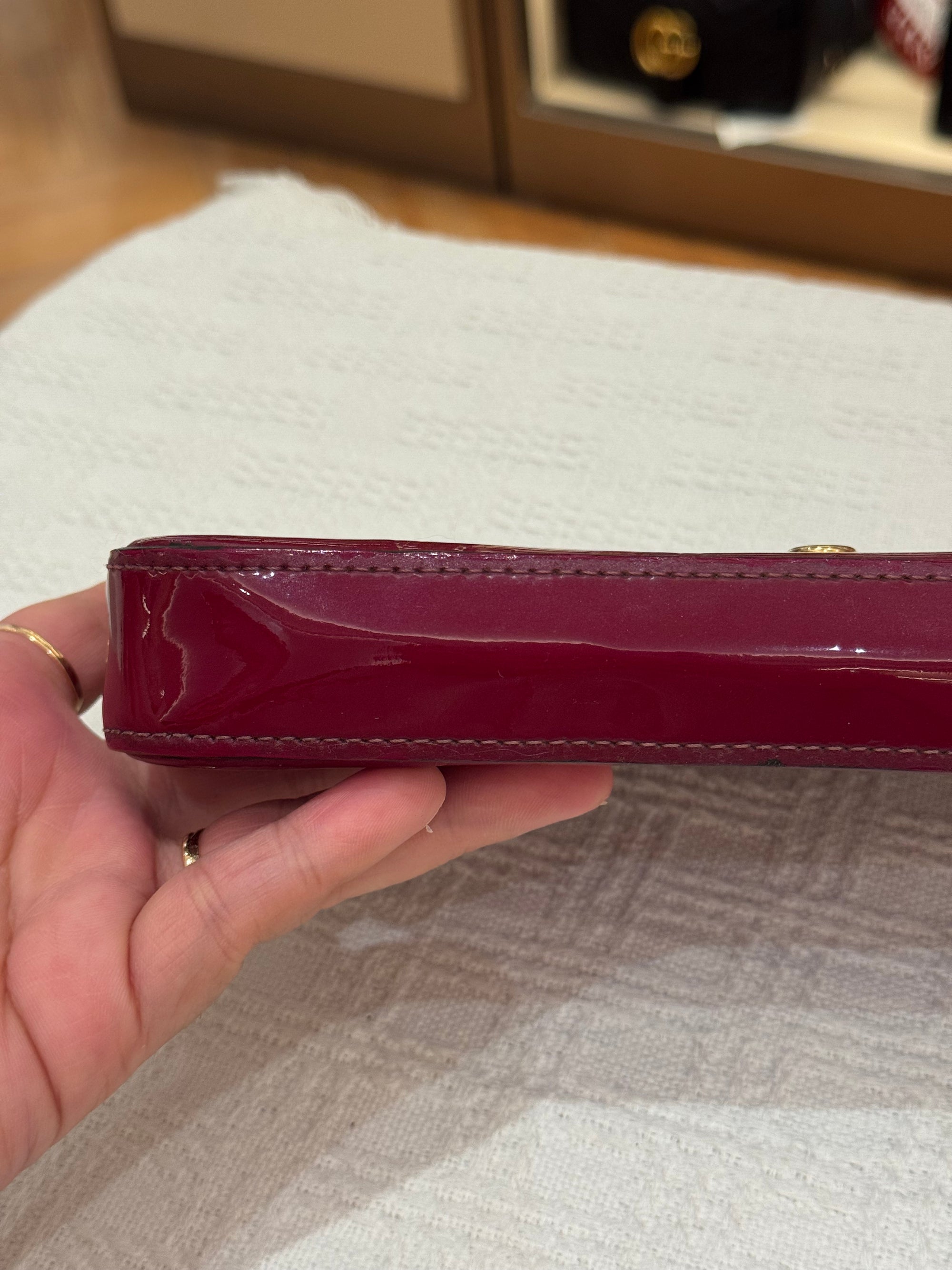 Louis Vuitton Felicie Vernis Magenta