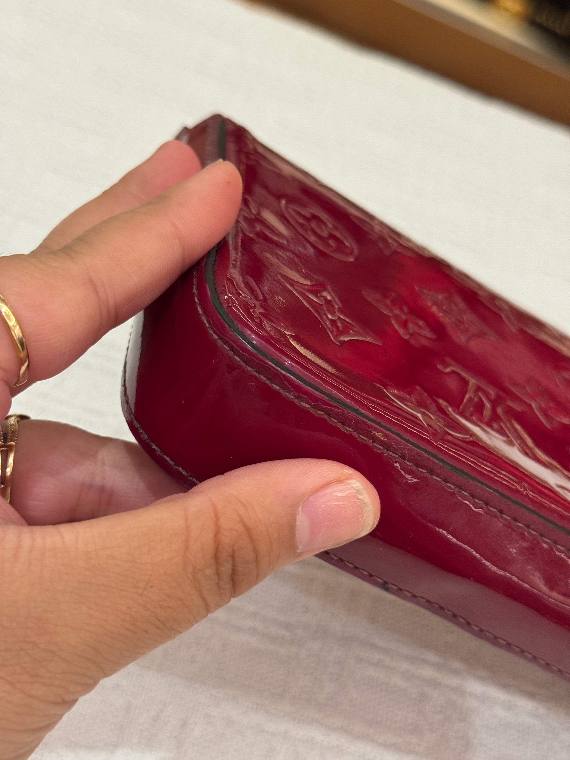 Louis Vuitton Felicie Vernis Magenta