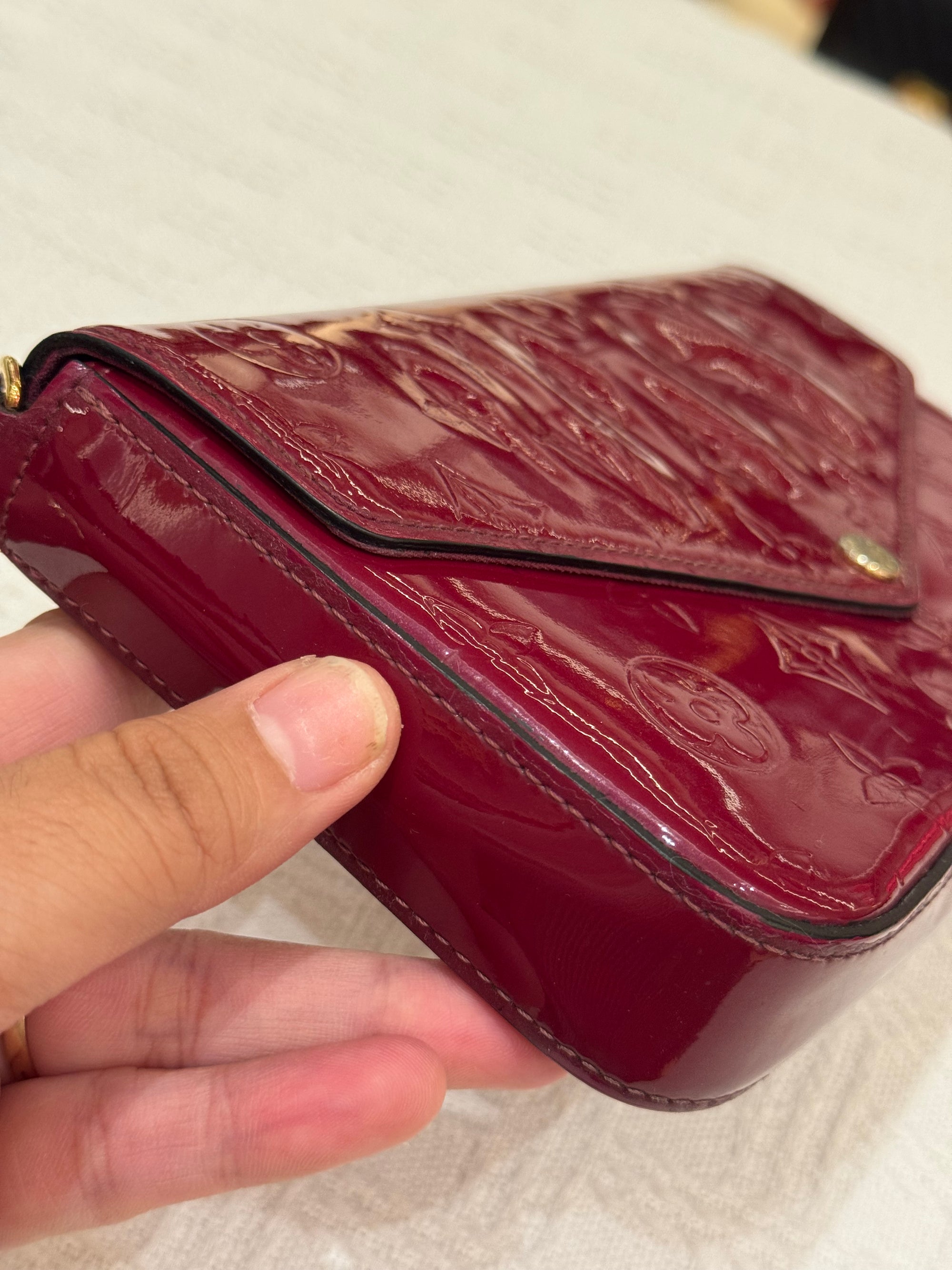 Louis Vuitton Felicie Vernis Magenta