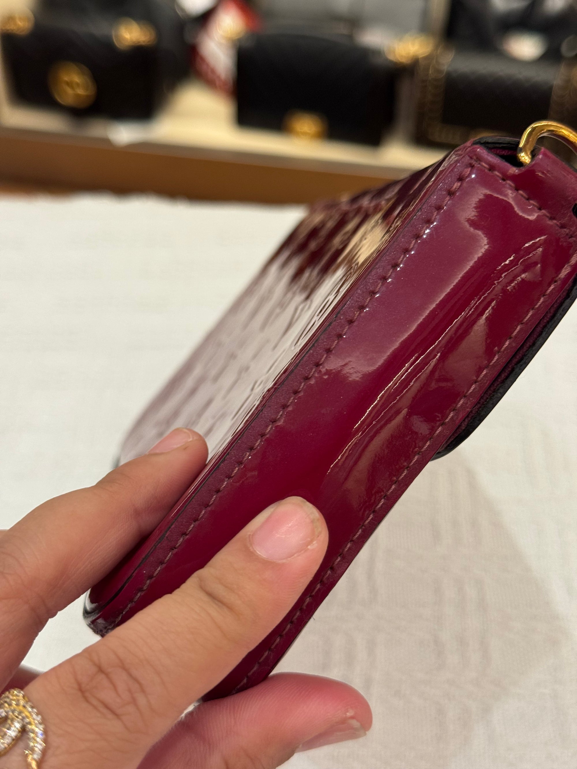 Louis Vuitton Felicie Vernis Magenta