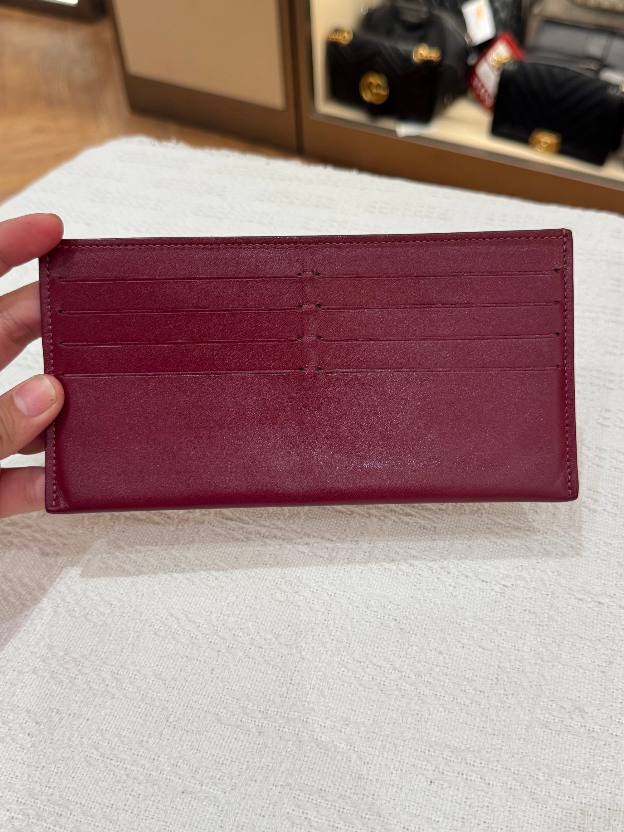 Louis Vuitton Felicie Vernis Magenta