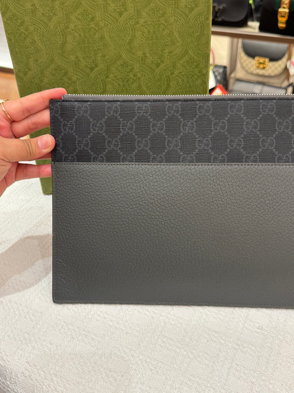 Gucci Clutch Cut Out GG Grey