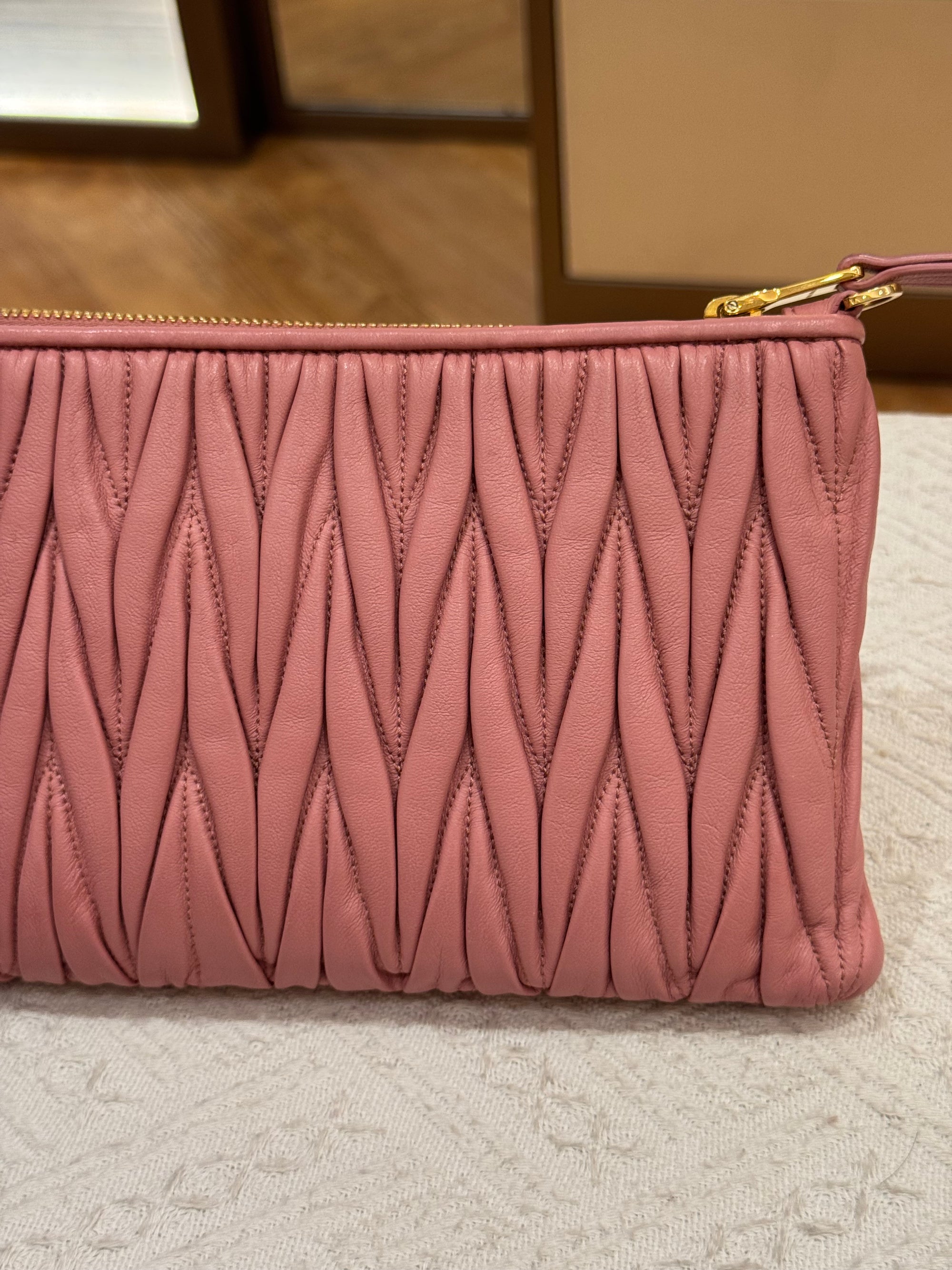 Miu Miu Crossbody Pink