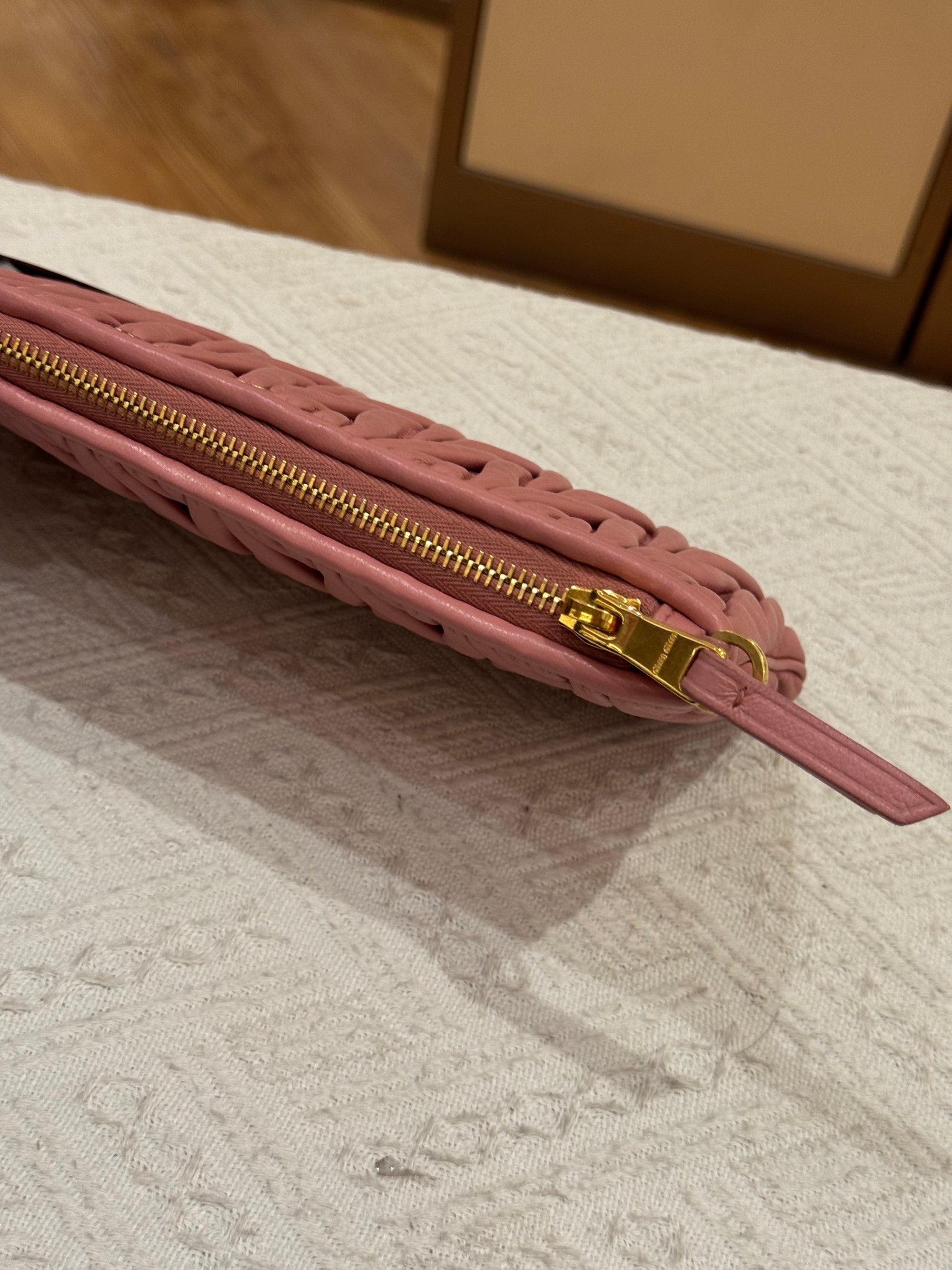 Miu Miu Crossbody Pink