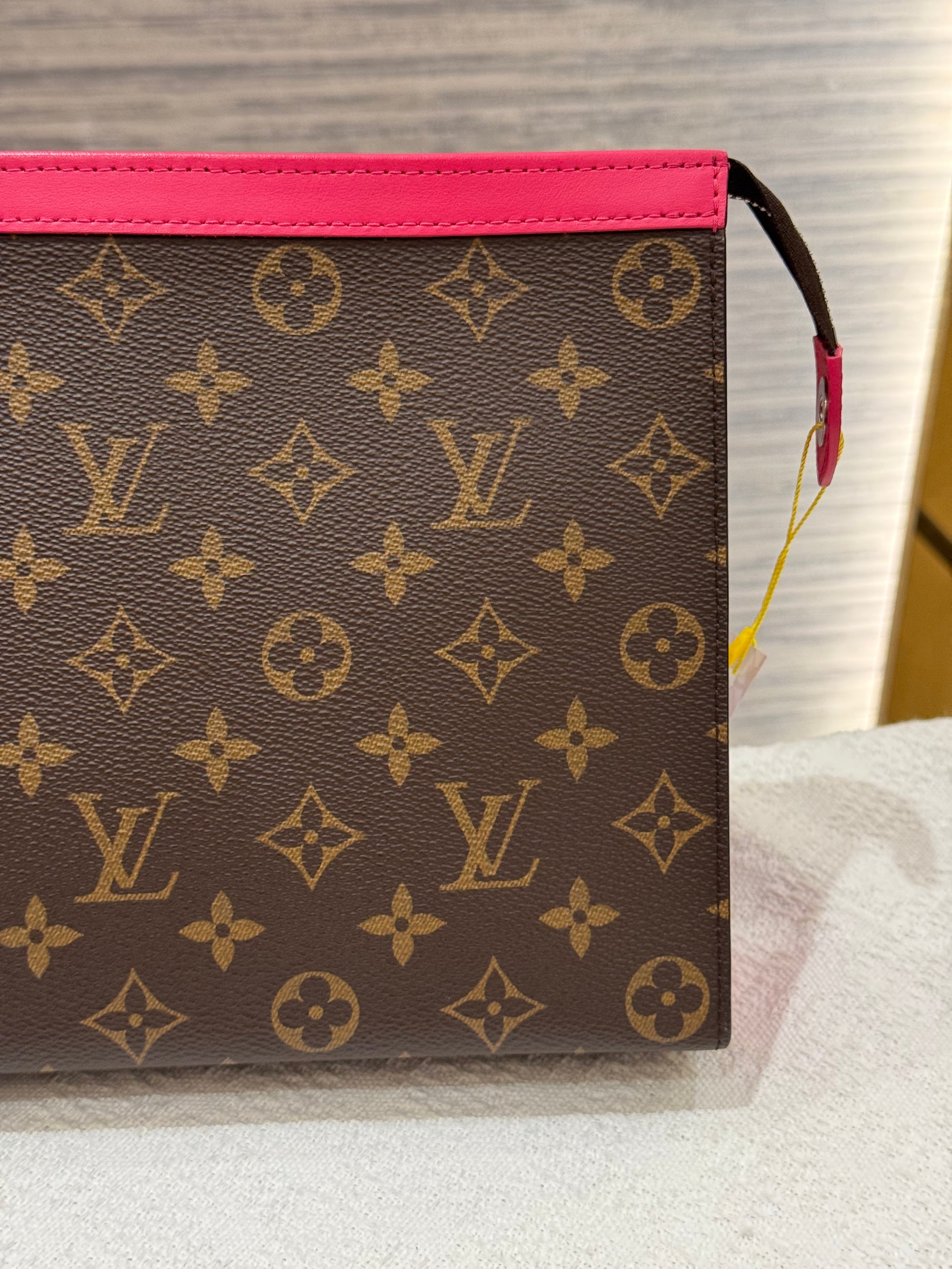 Louis Vuitton Voyage Pouch Monogram