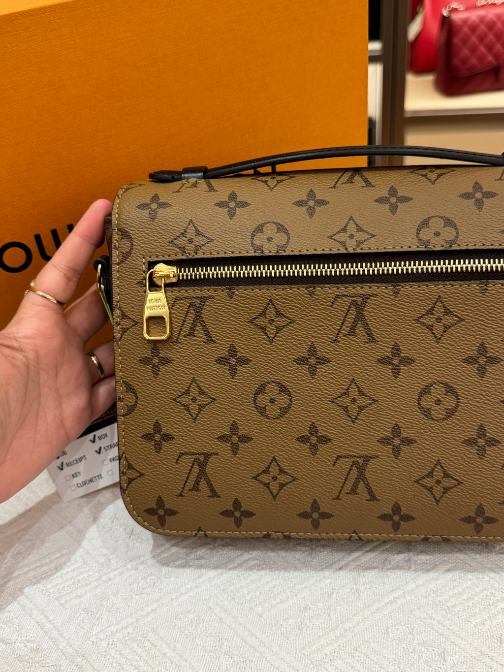 Louis Vuitton Metis Monogram Reversed