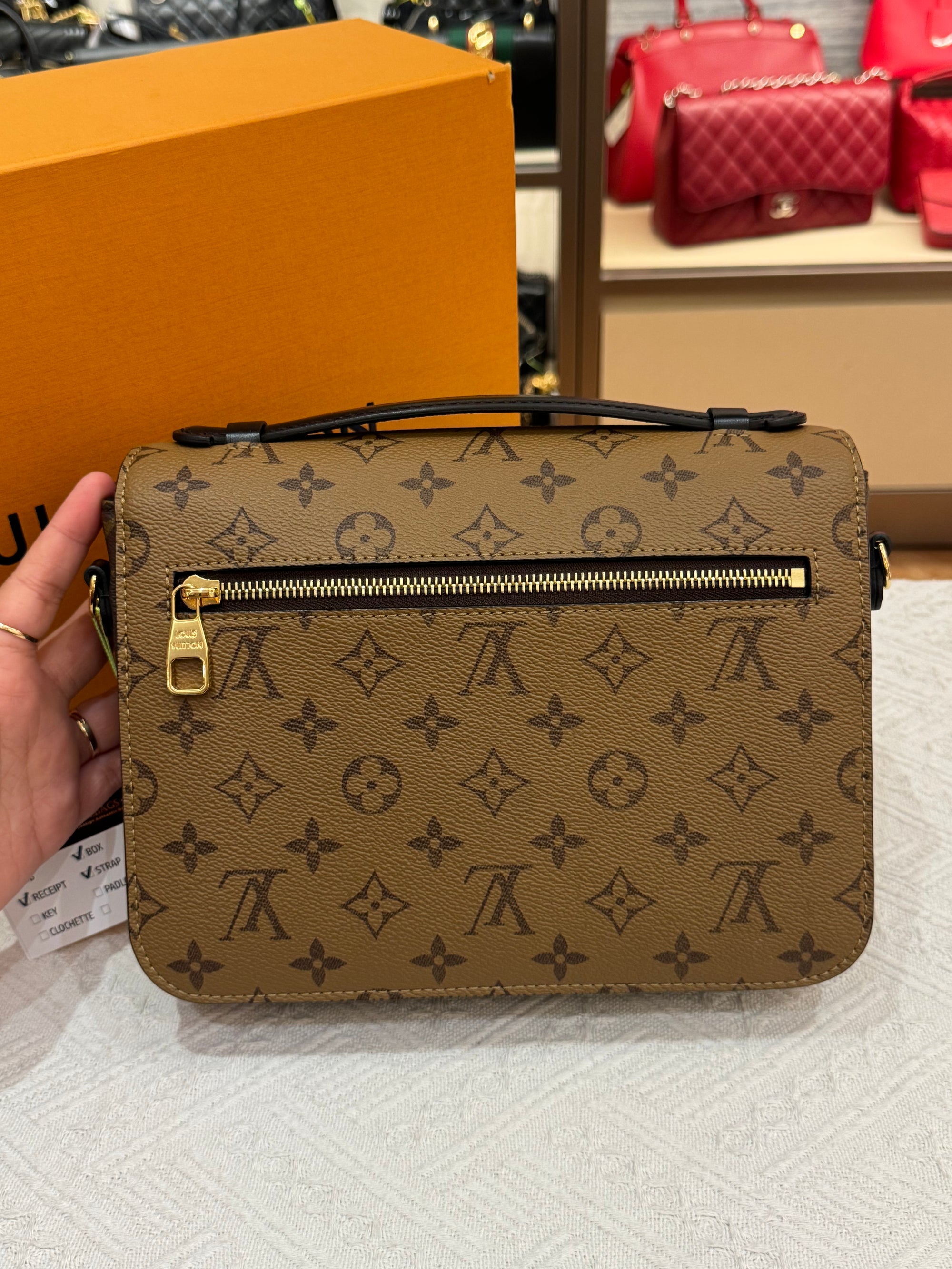 Louis Vuitton Metis Monogram Reversed