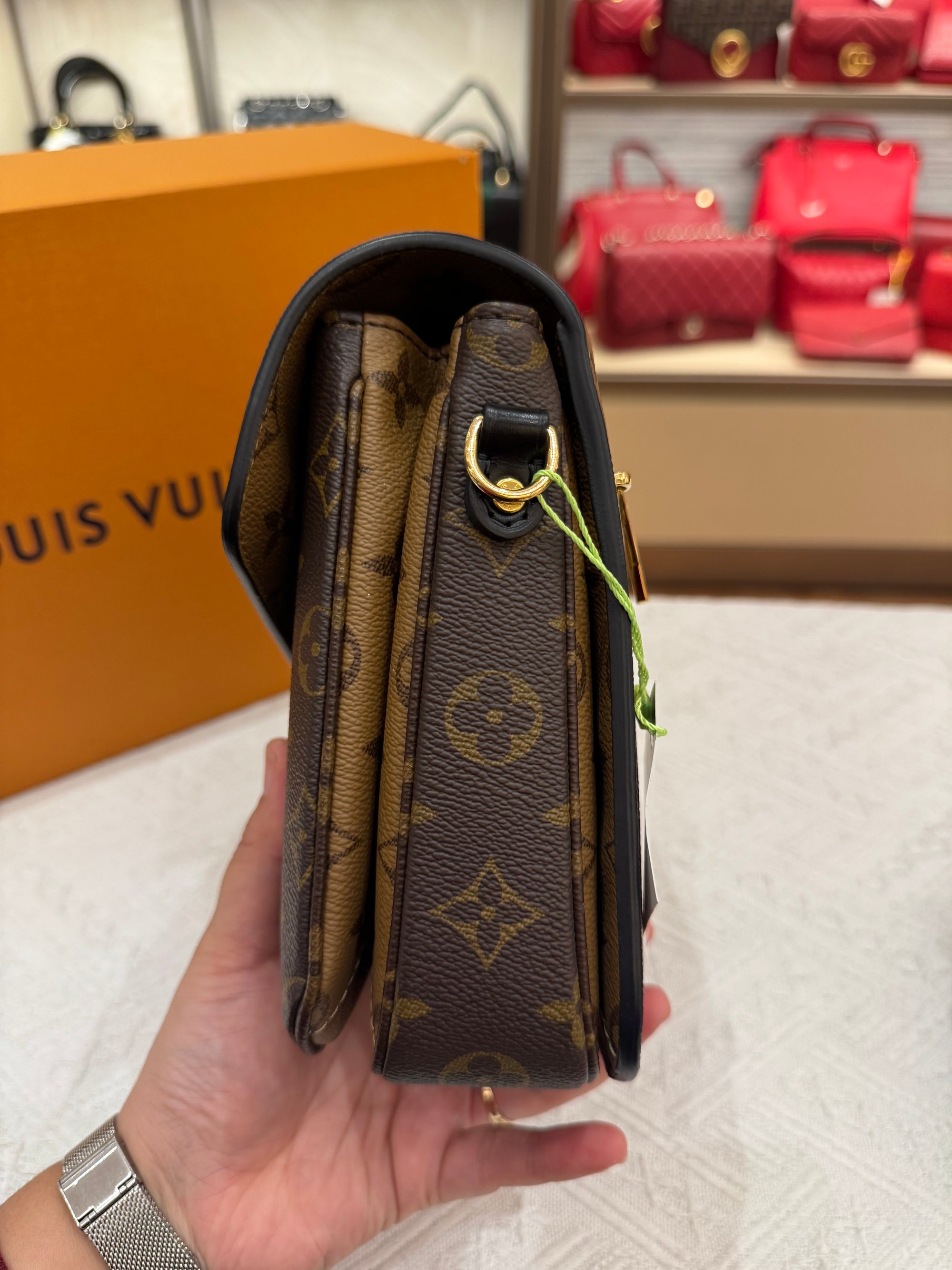 Louis Vuitton Metis Monogram Reversed