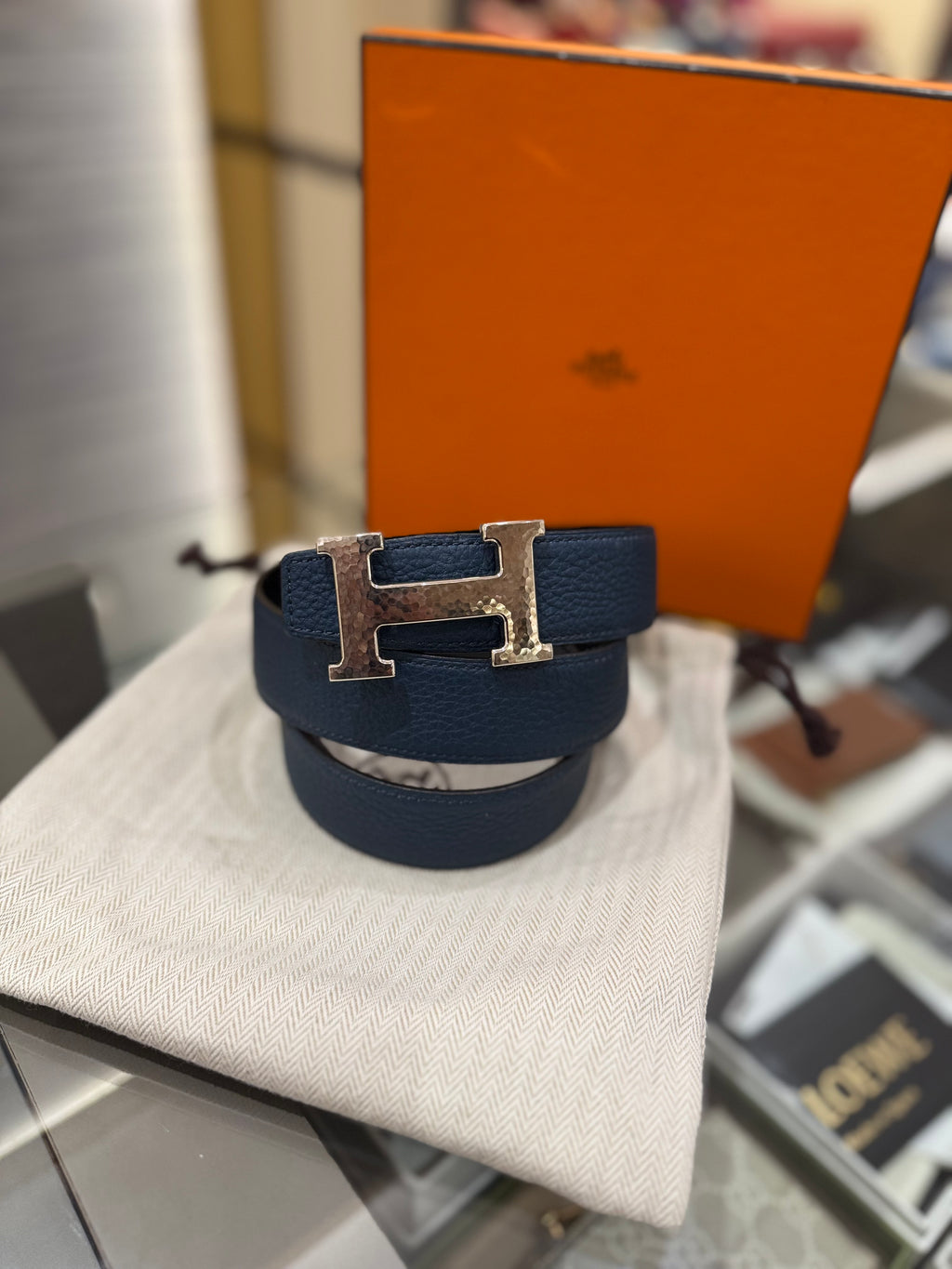 Hermes Belt Buckle H Martele Noir / Bleu