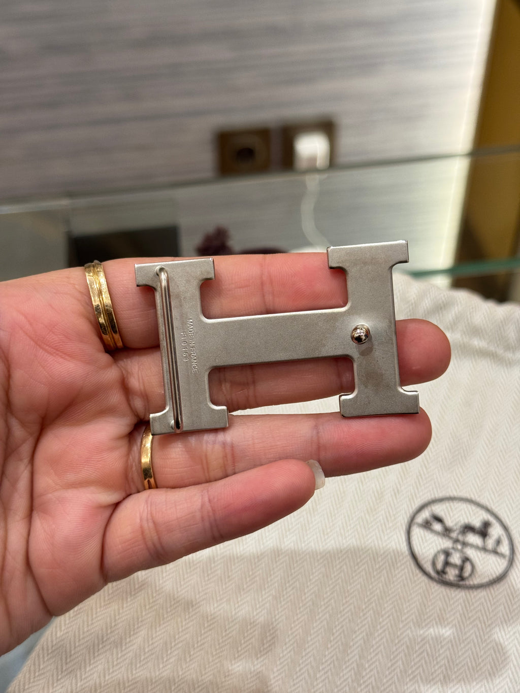 Hermes Belt Buckle H Martele Noir / Bleu
