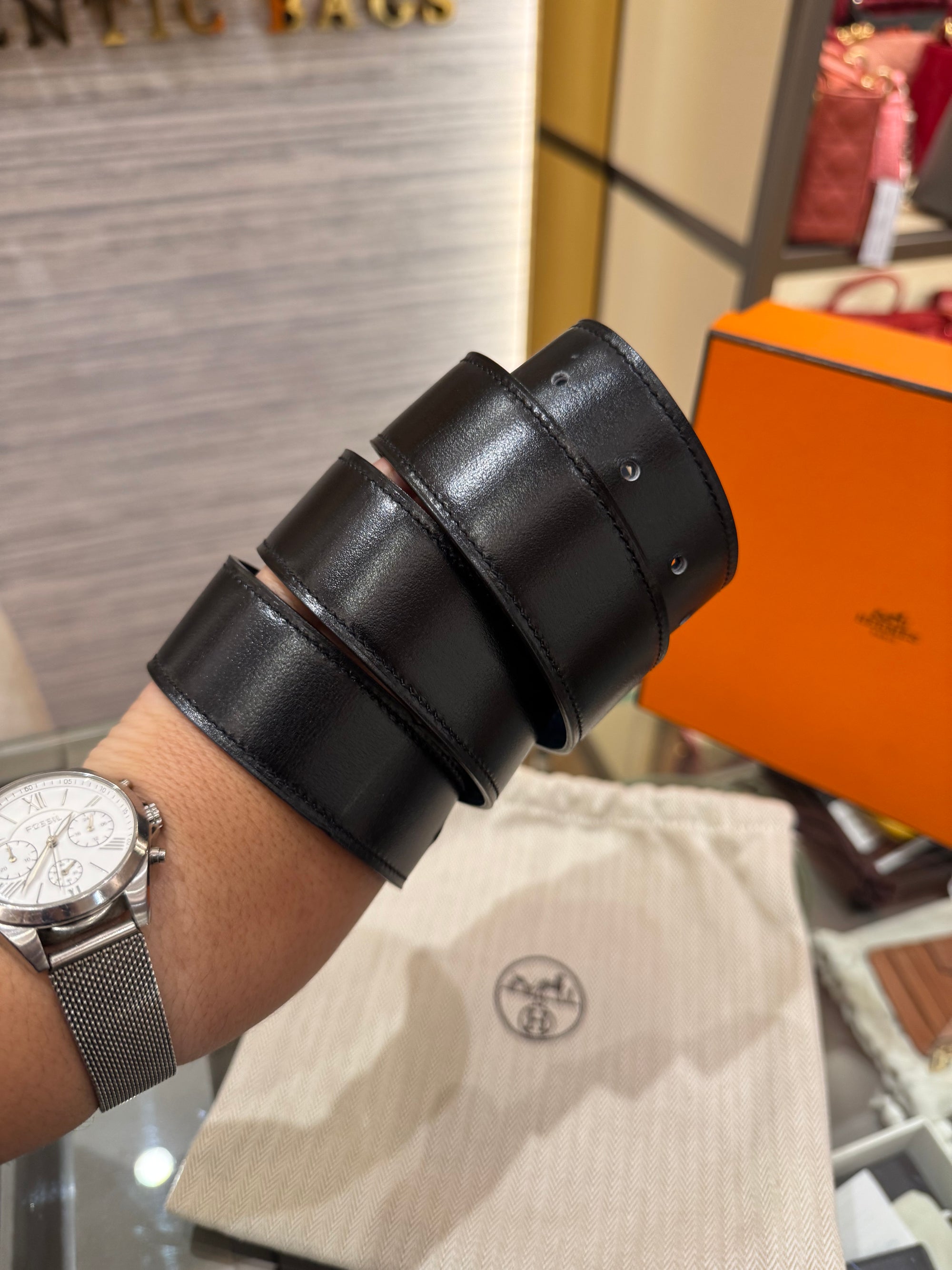 Hermes Belt Buckle H Martele Noir / Bleu
