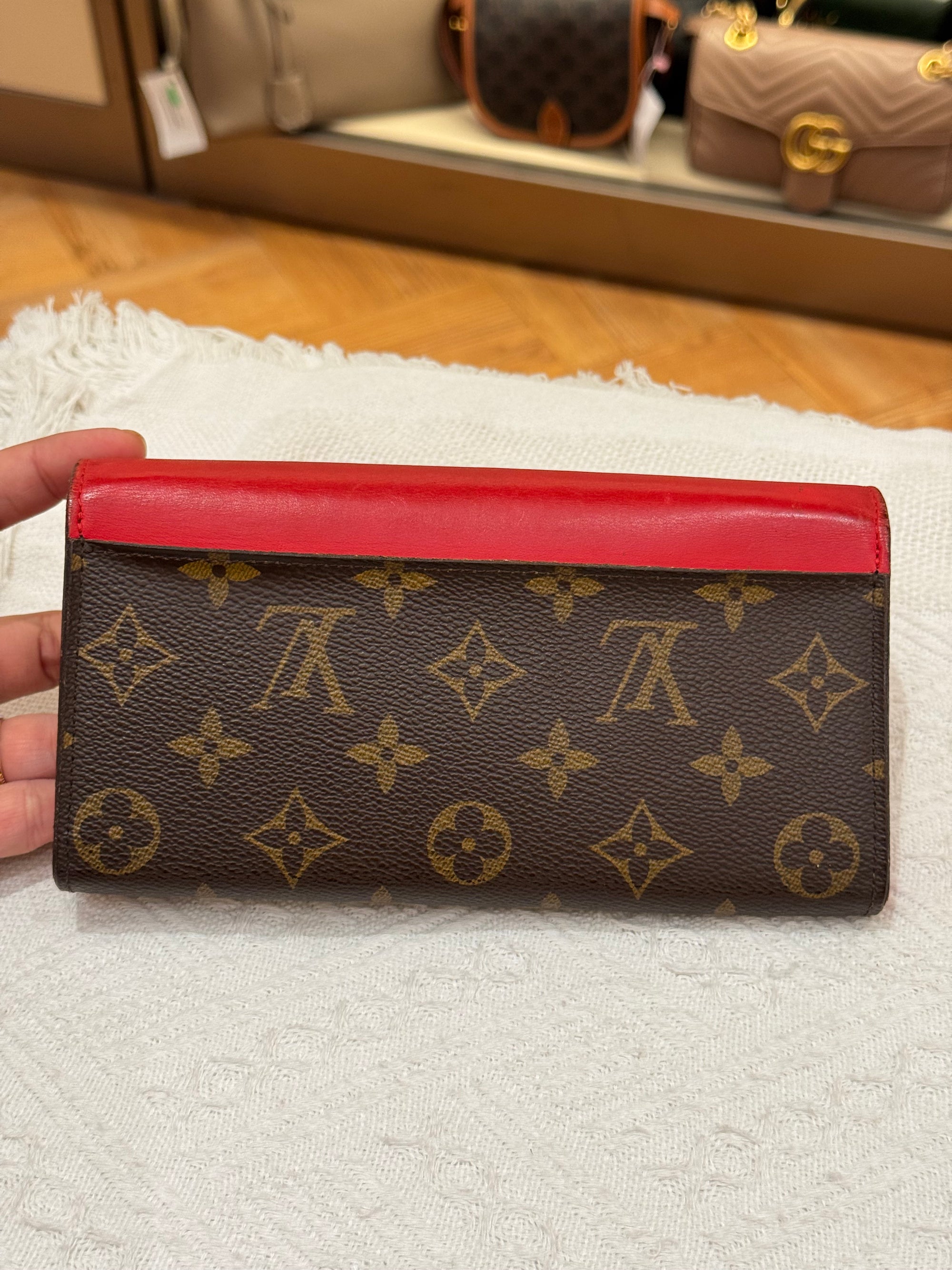 Louis Vuitton Sarah Wallet Limited