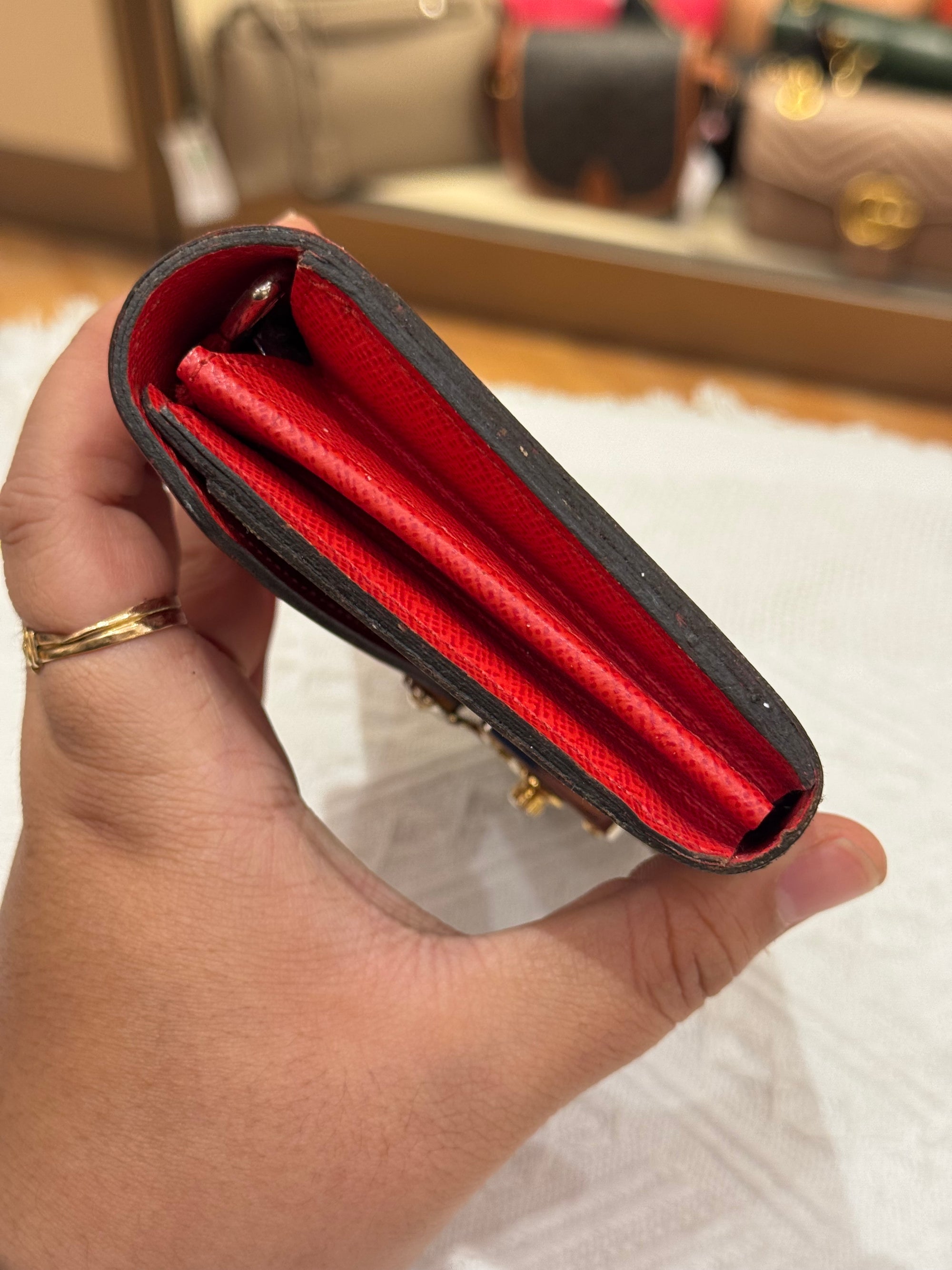 Louis Vuitton Sarah Wallet Limited