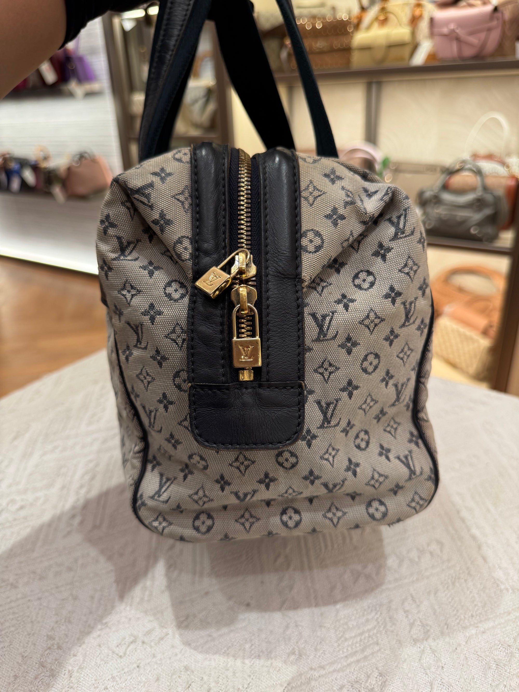 Louis Vuitton Minilin Josephine Monogram
