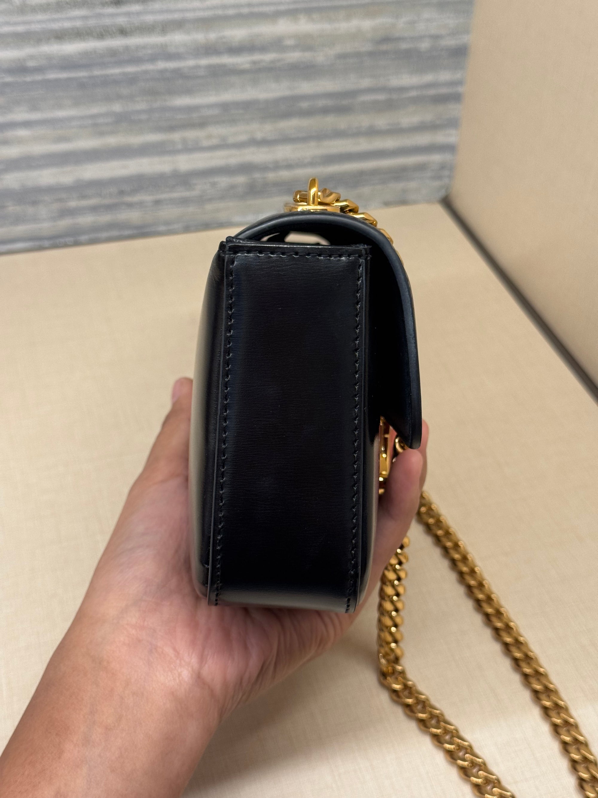 Celine Triomphe Chain Shoulder Black