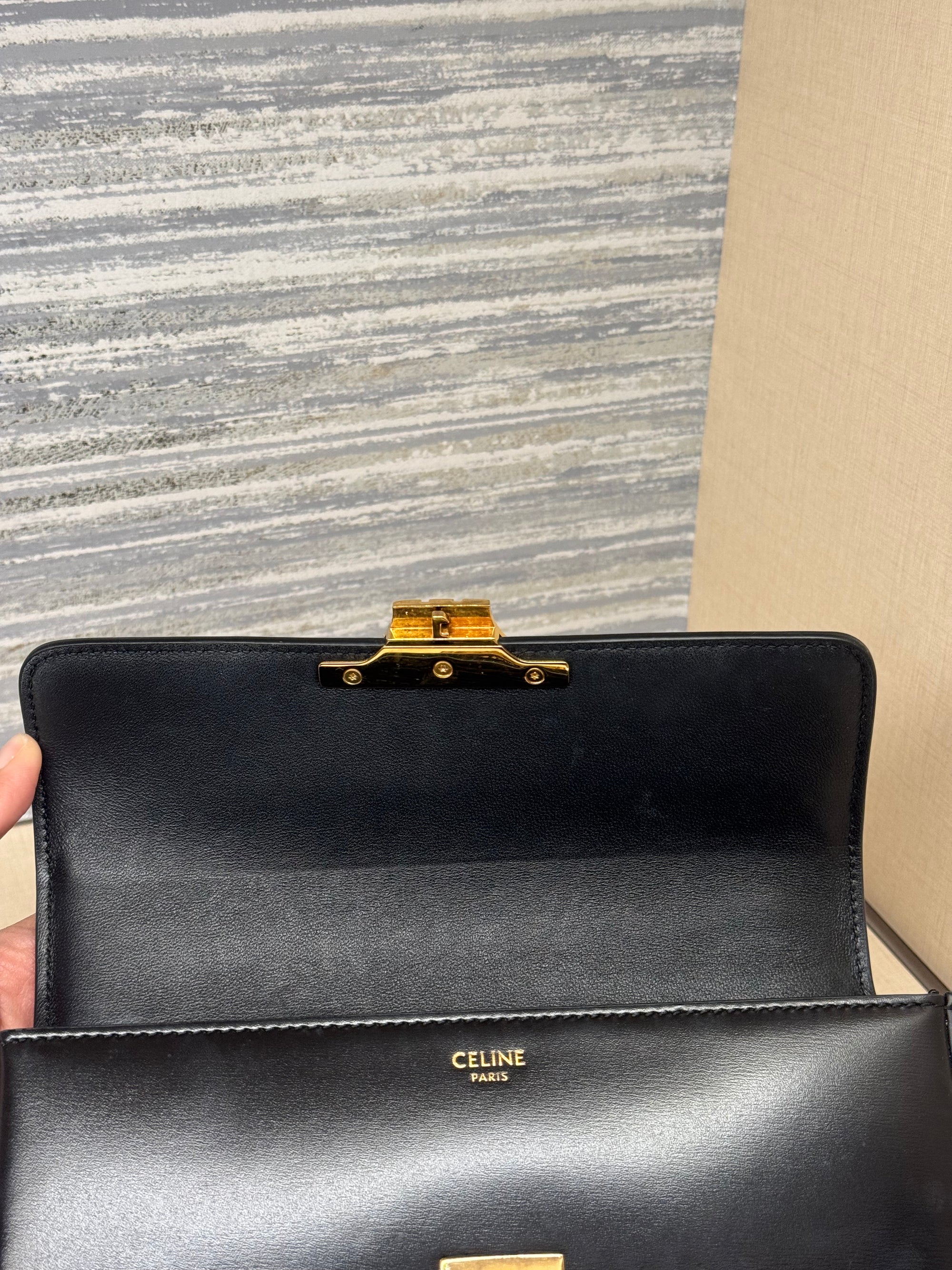 Celine Triomphe Chain Shoulder Black