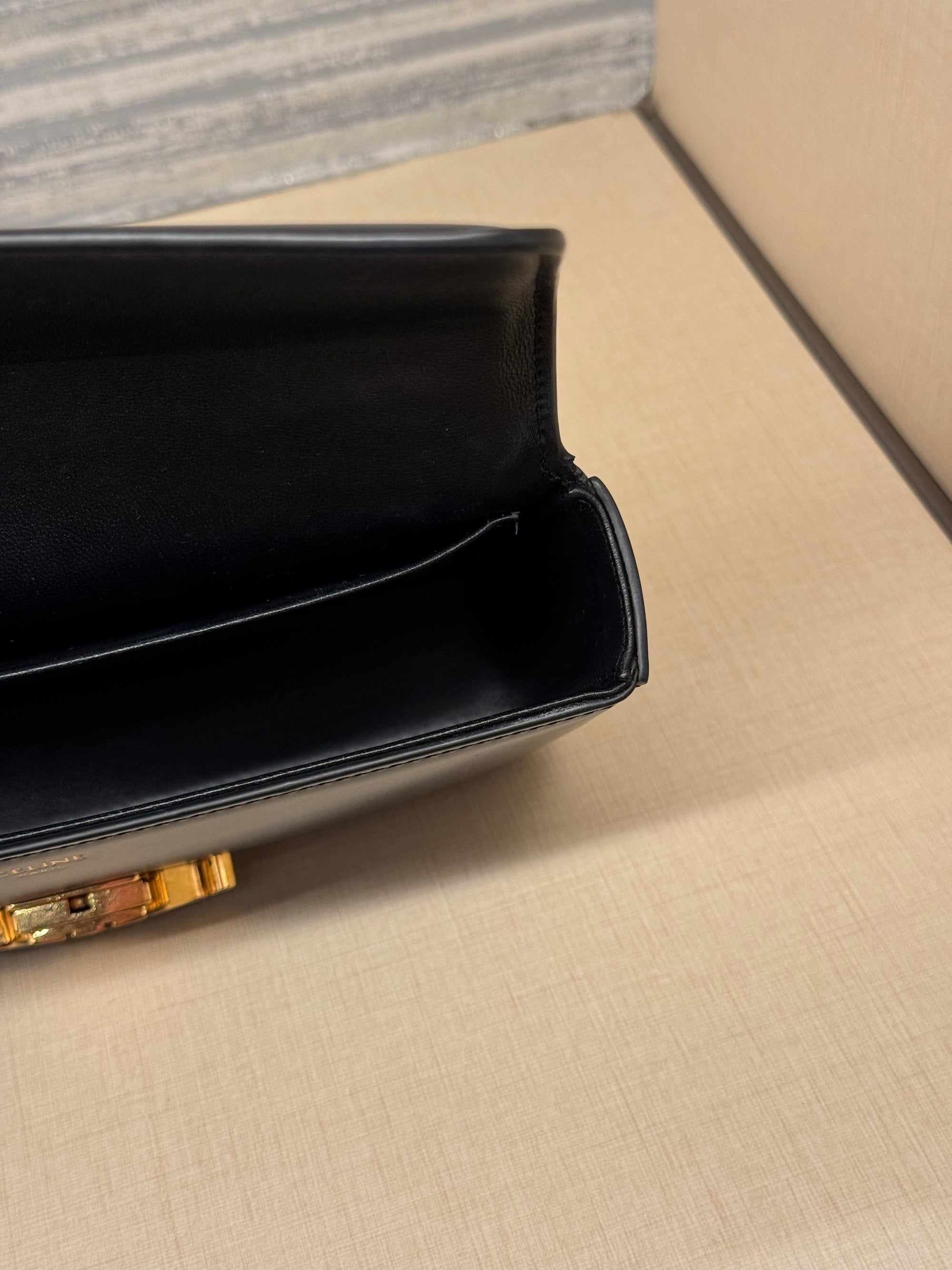 Celine Triomphe Chain Shoulder Black