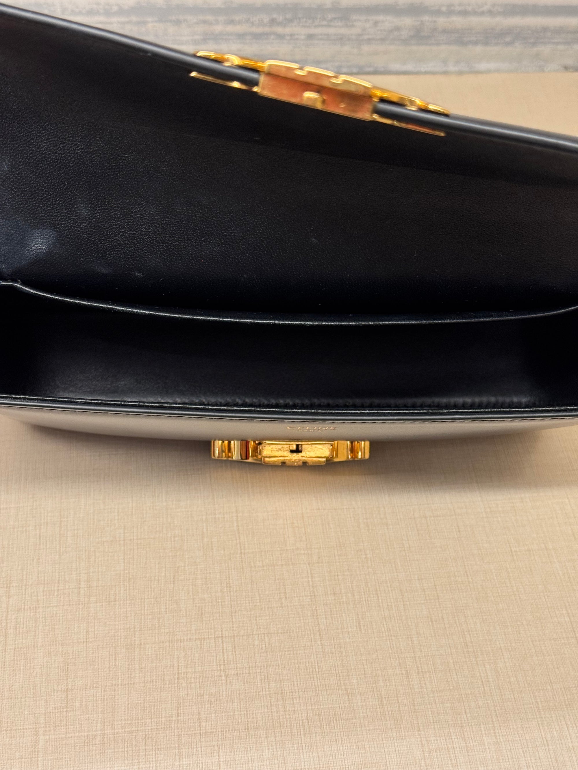 Celine Triomphe Chain Shoulder Black