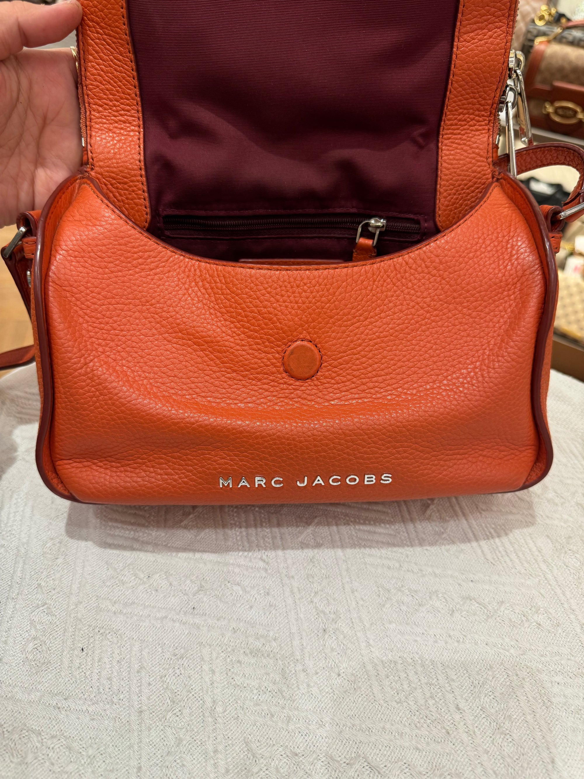 Marc Jacobs Groove