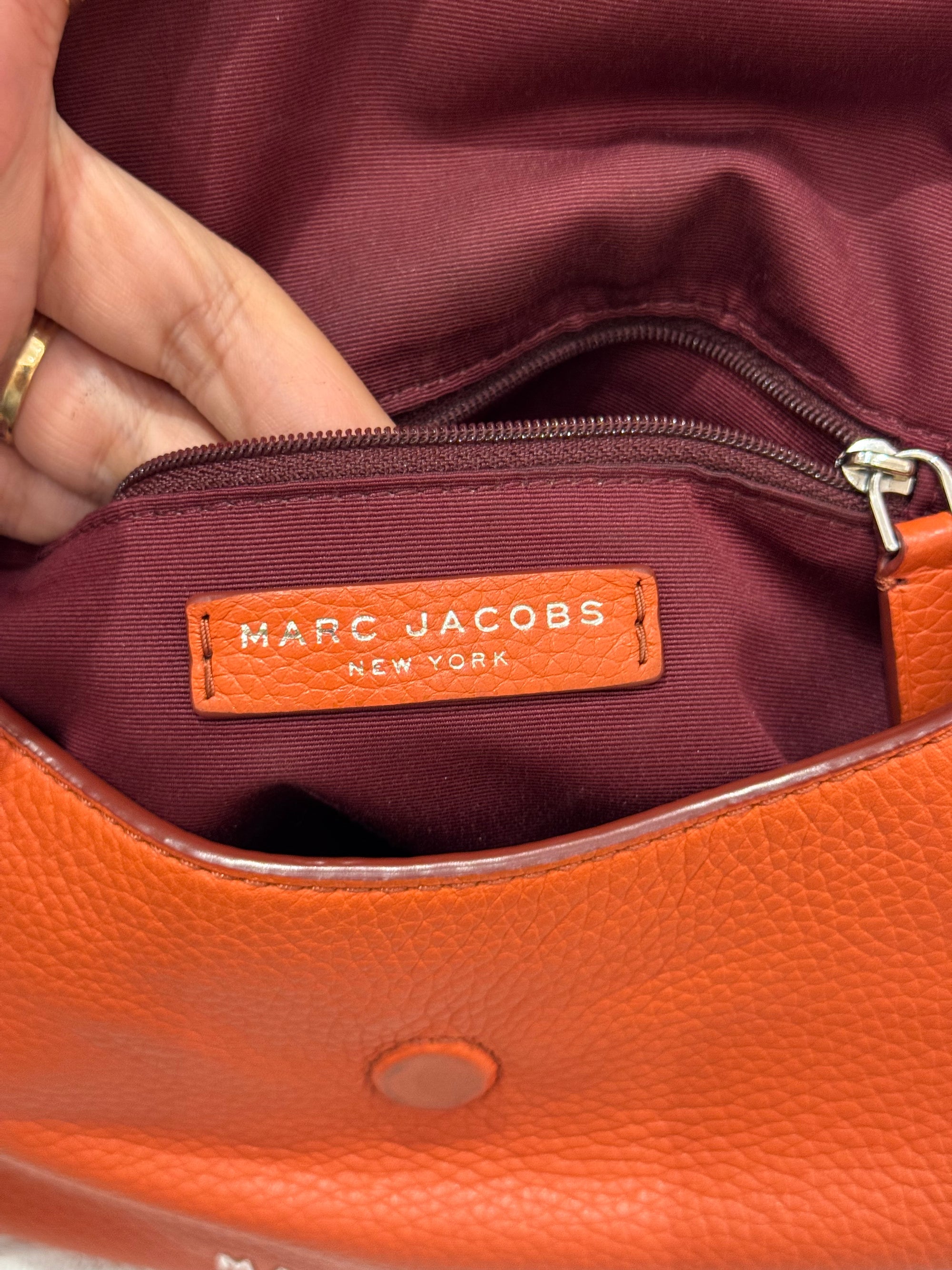 Marc Jacobs Groove