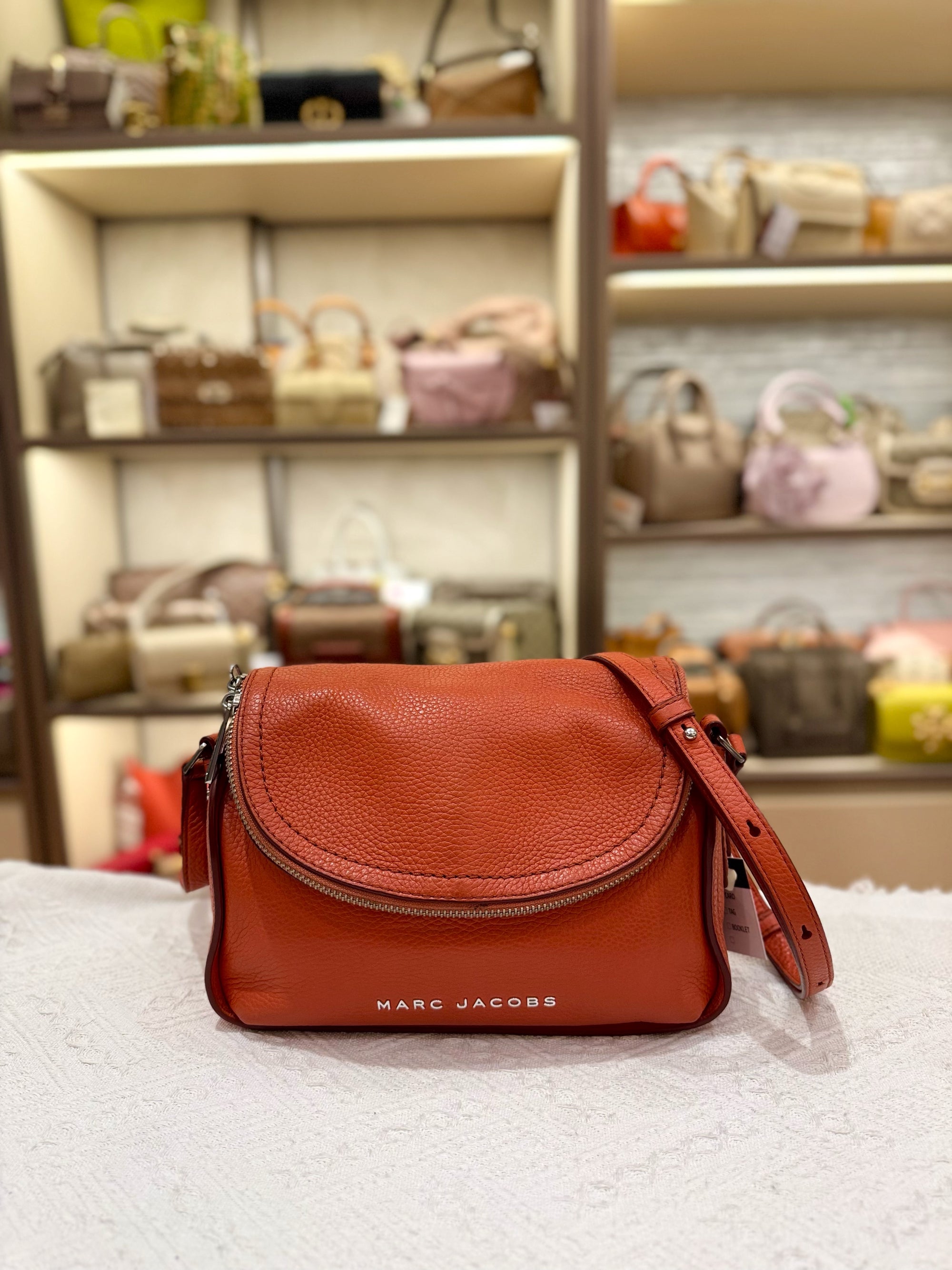 Marc Jacobs Groove