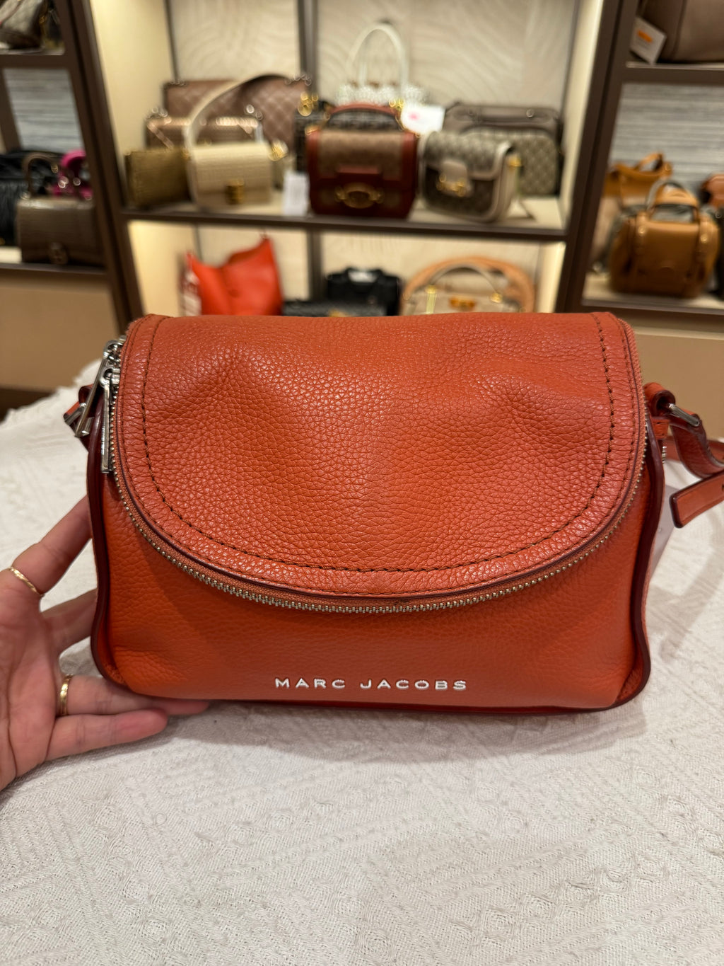 Marc Jacobs Groove