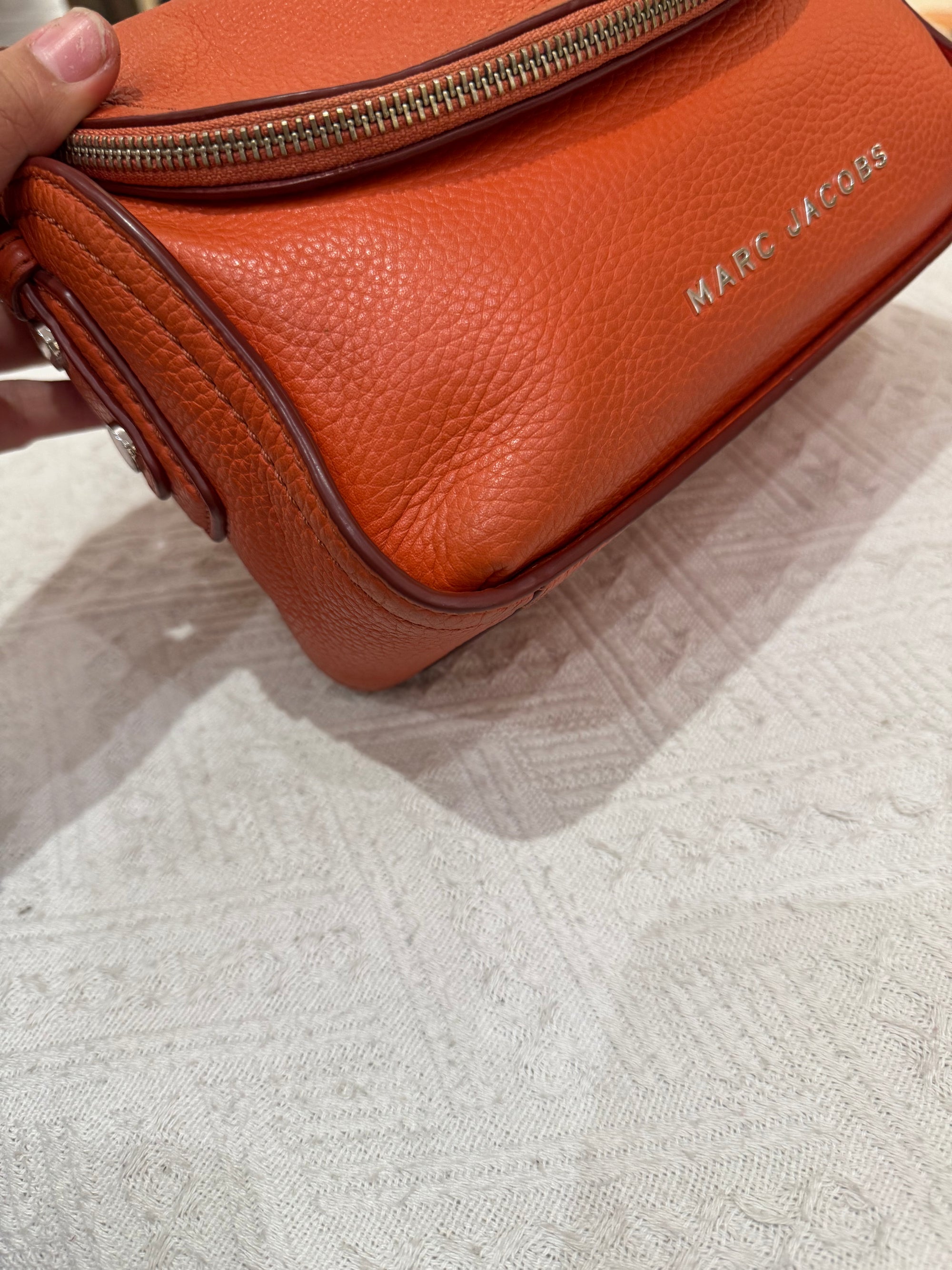 Marc Jacobs Groove
