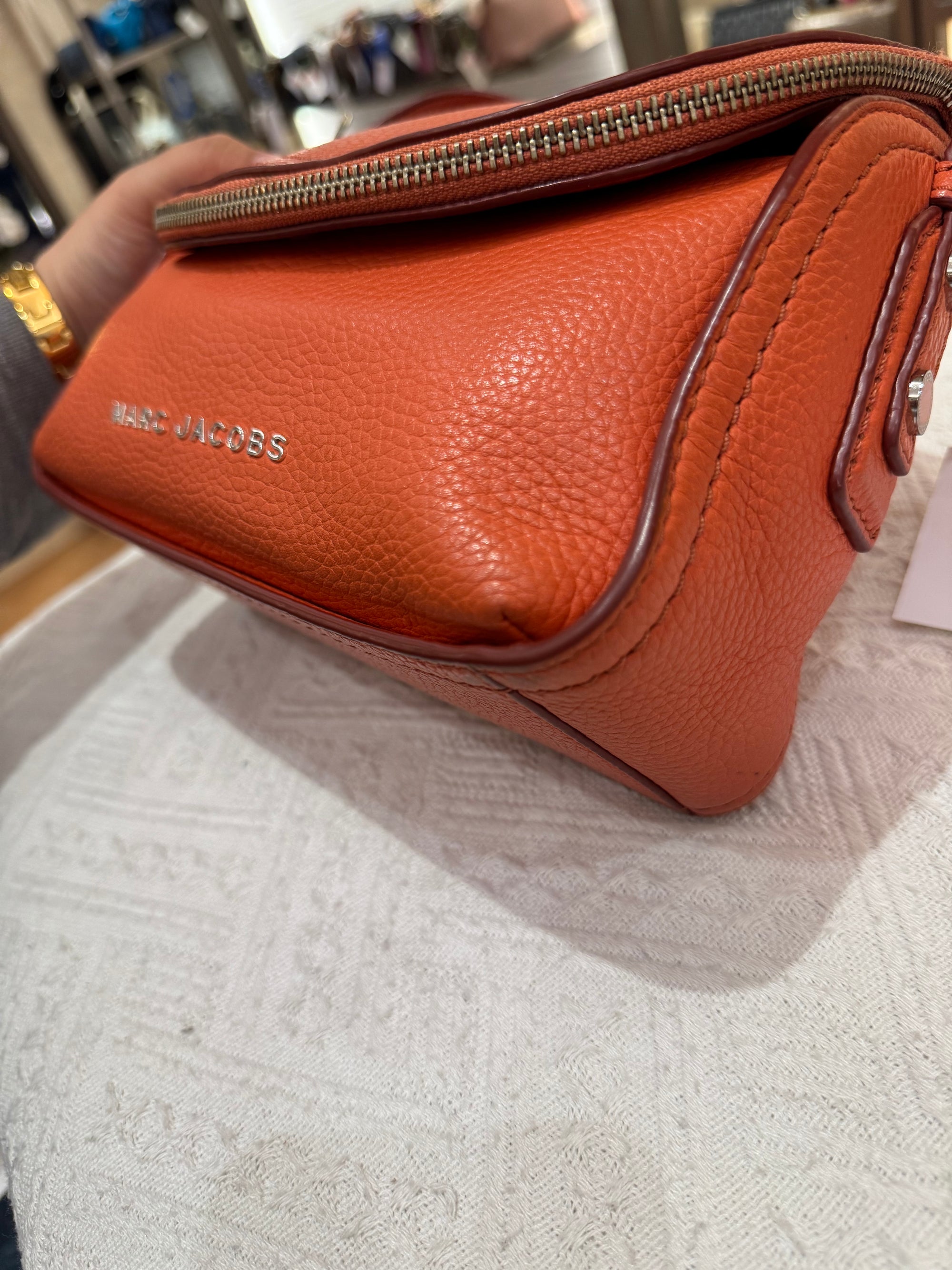 Marc Jacobs Groove