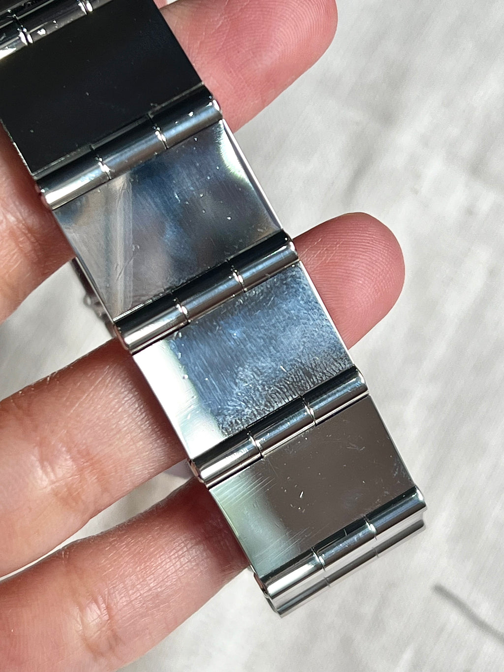 Gucci All Silver Square Dial