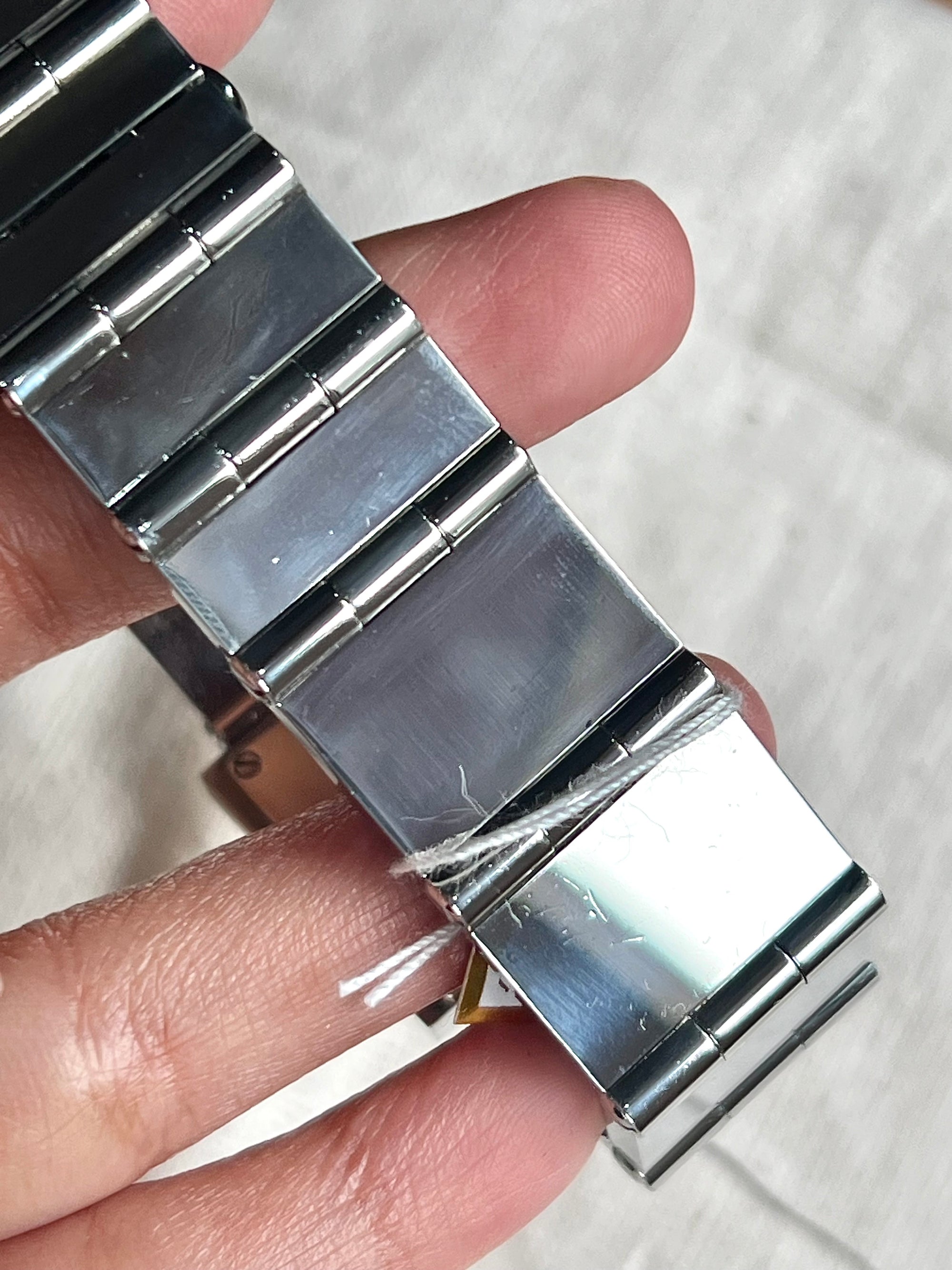 Gucci All Silver Square Dial