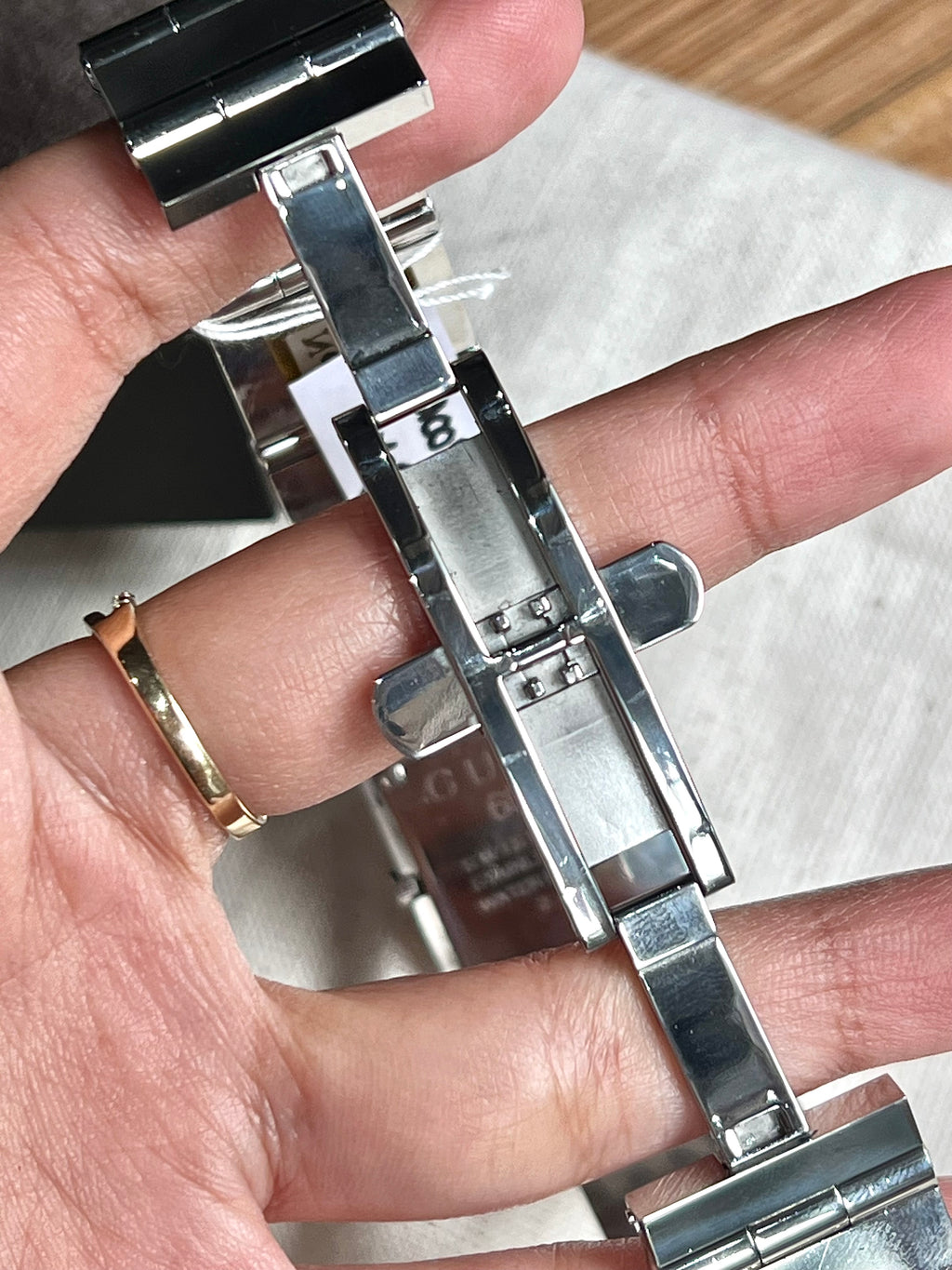 Gucci All Silver Square Dial