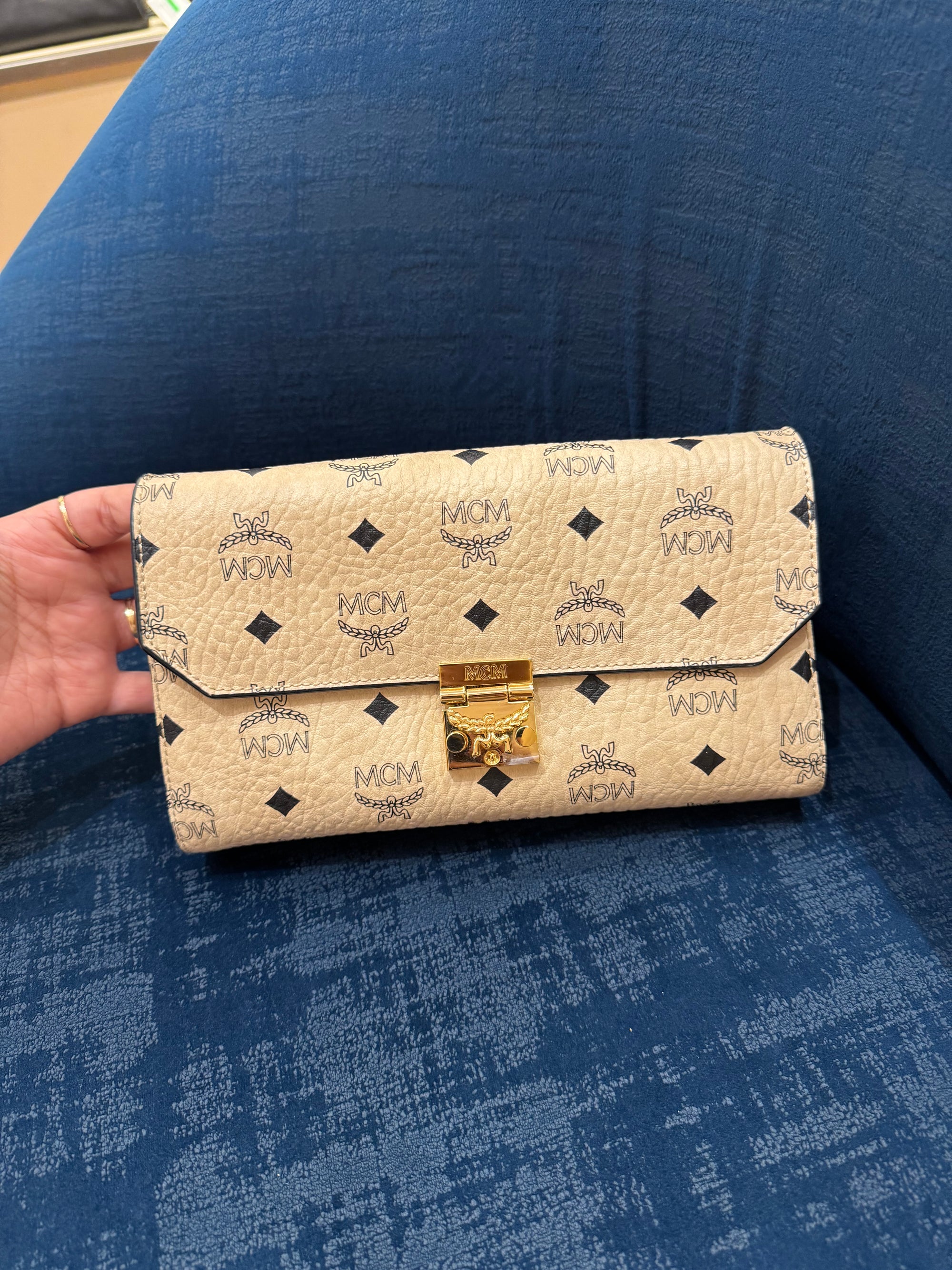 MCM Wallet On Chain