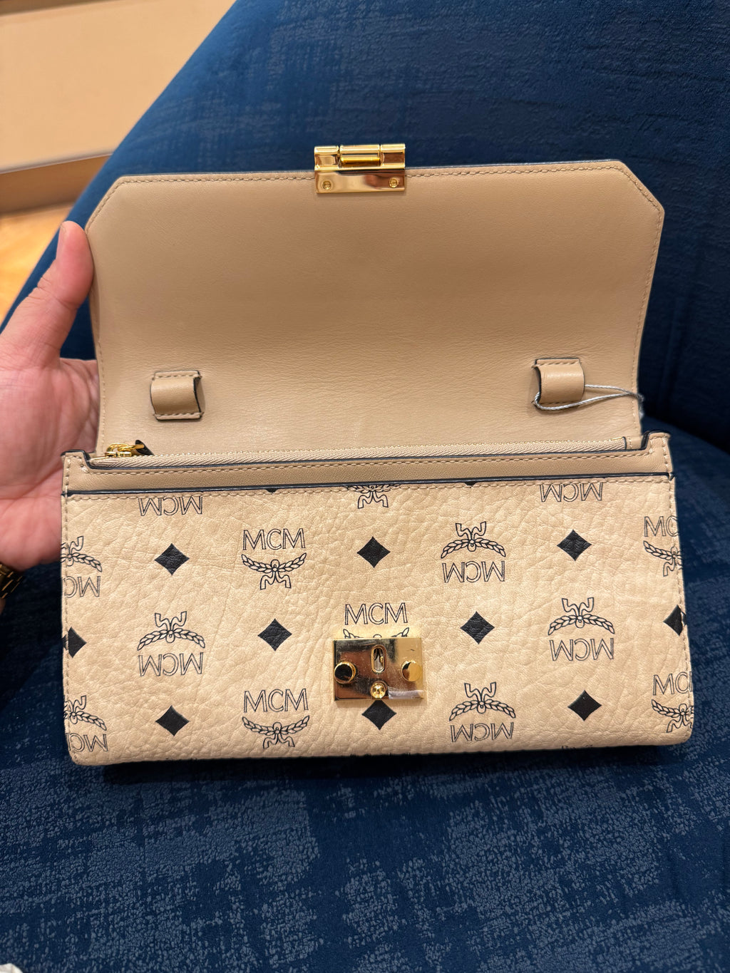 MCM Wallet On Chain