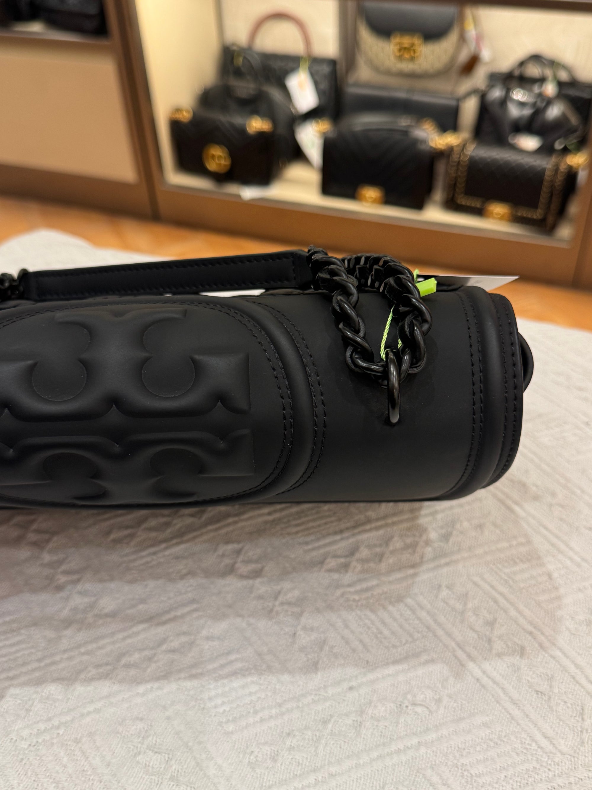 Tory Burch Fleming Medium Matte All Black