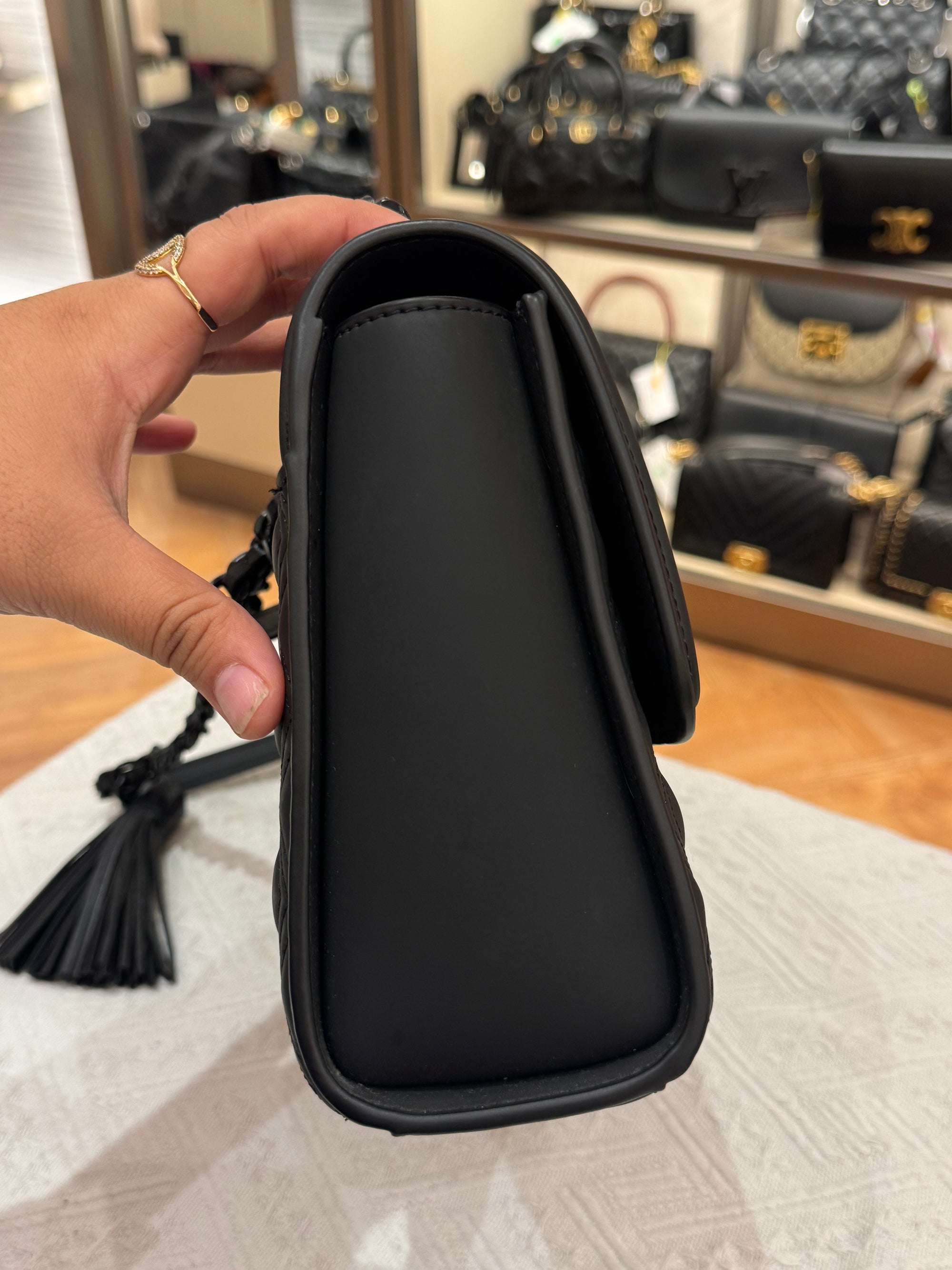 Tory Burch Fleming Medium Matte All Black