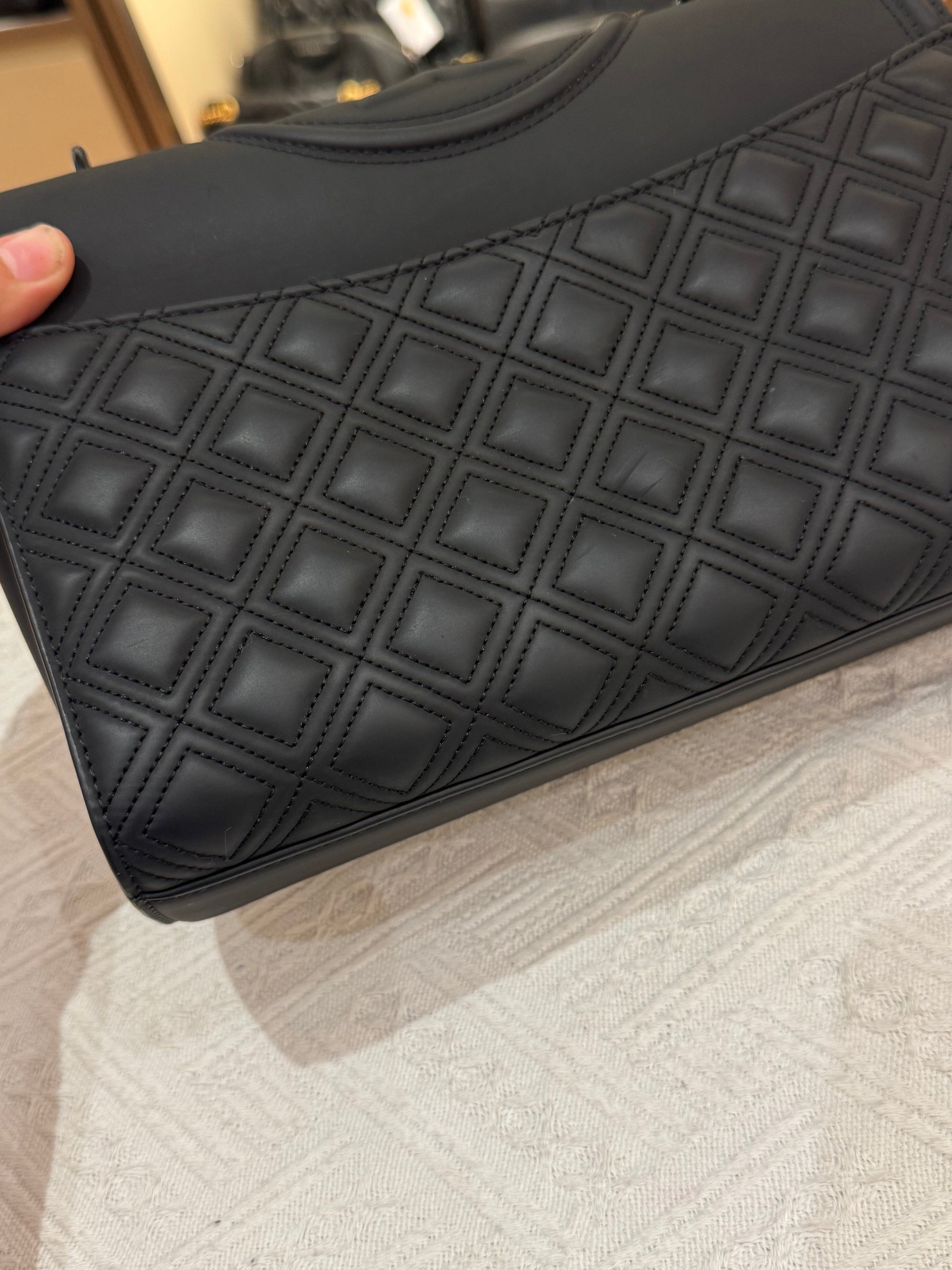 Tory Burch Fleming Medium Matte All Black