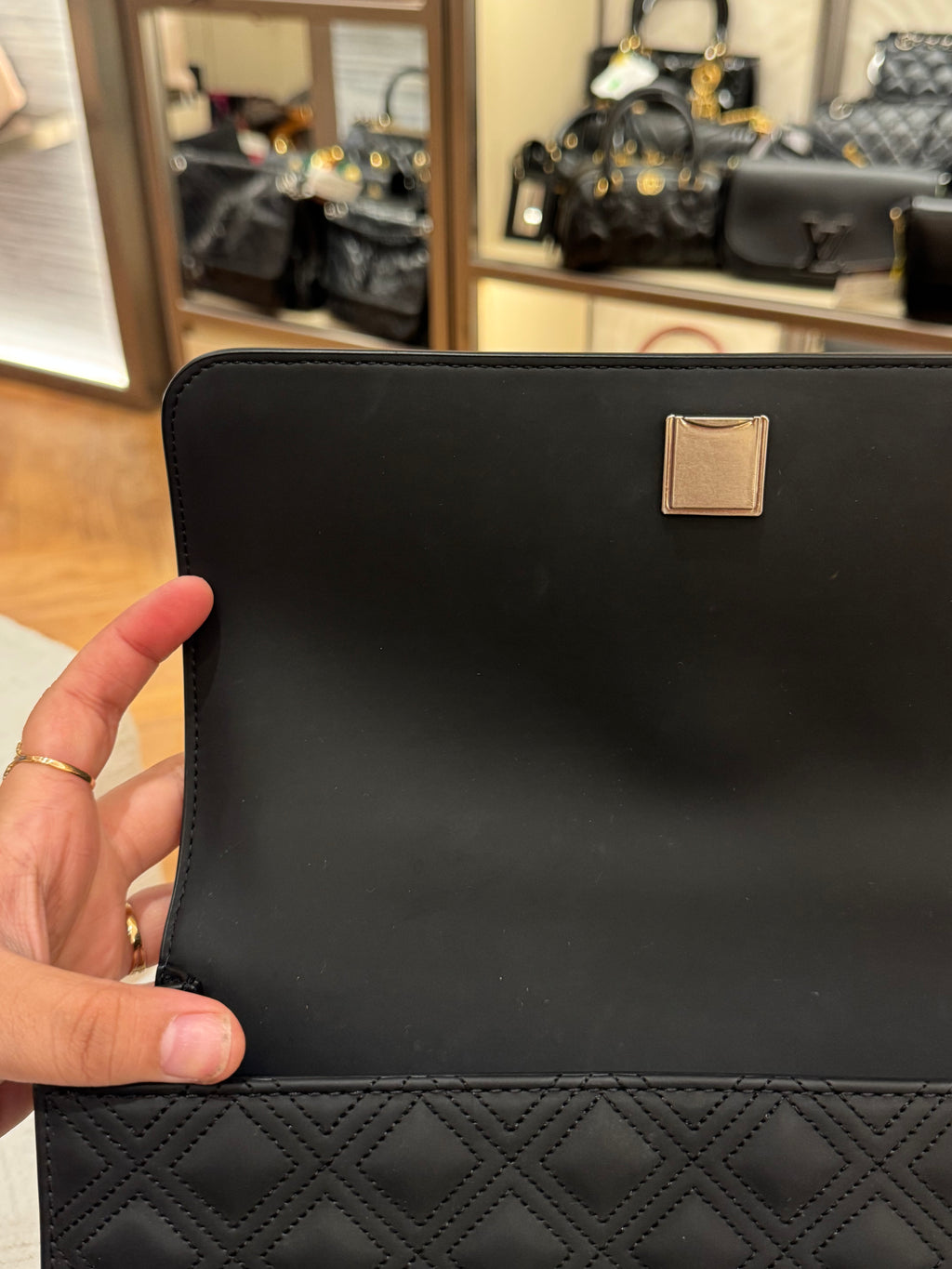 Tory Burch Fleming Medium Matte All Black